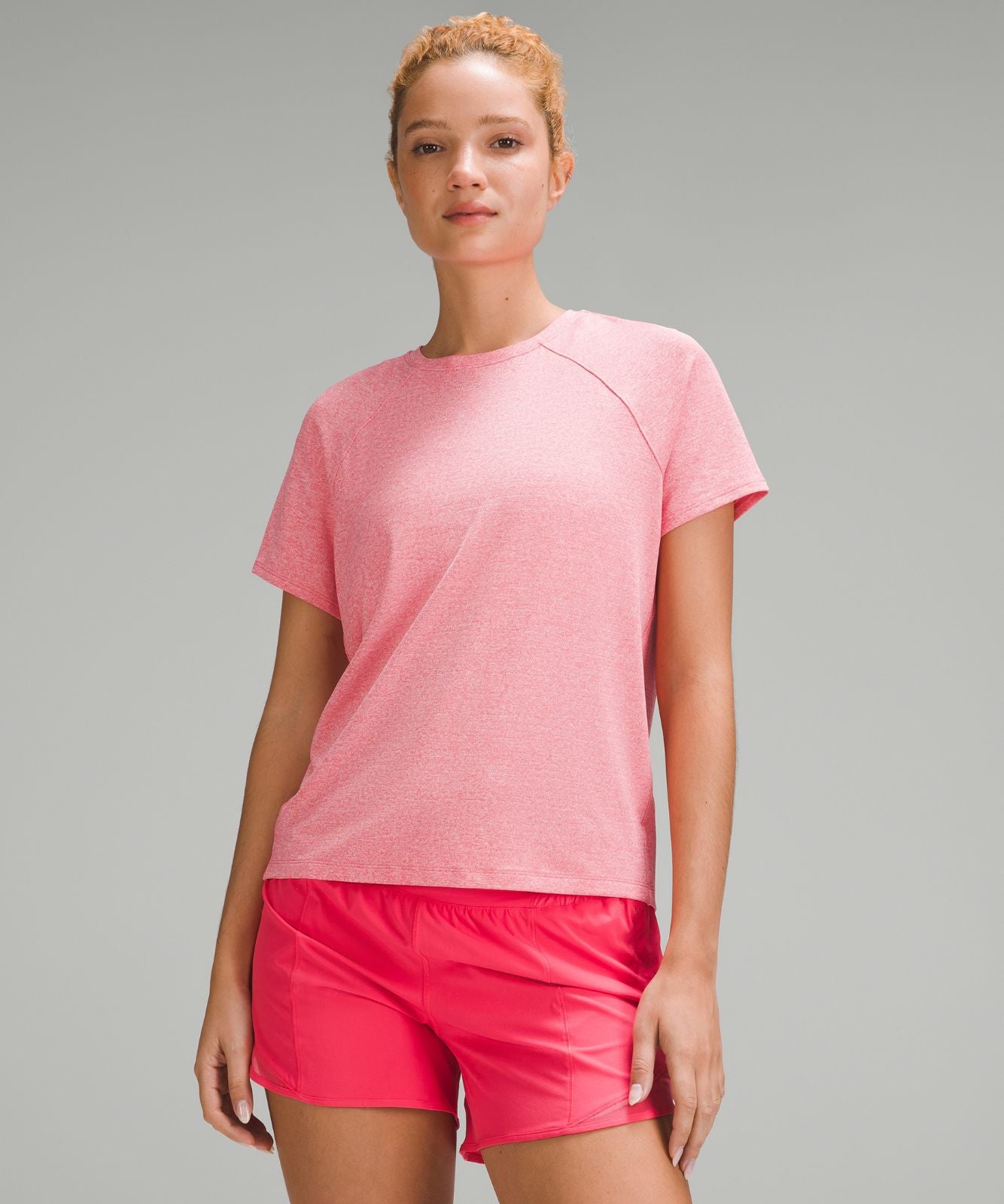 License to Train Classic-Fit T-Shirt Heathered Glaze Pink