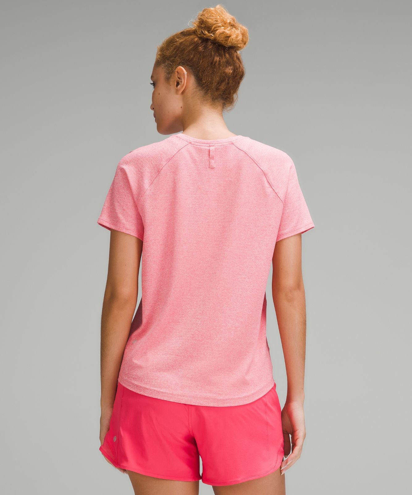 License to Train Classic-Fit T-Shirt Heathered Glaze Pink