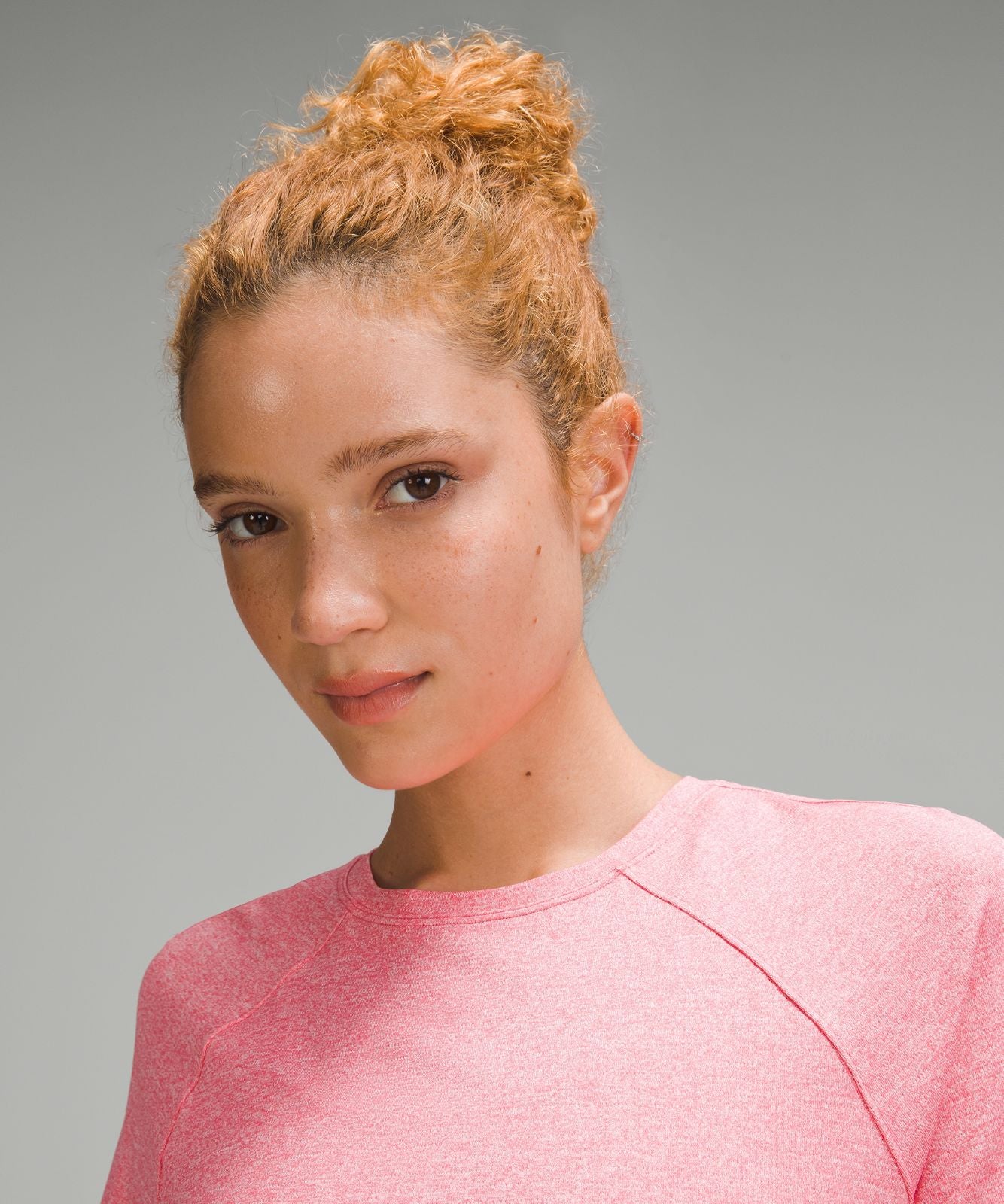License to Train Classic-Fit T-Shirt Heathered Glaze Pink