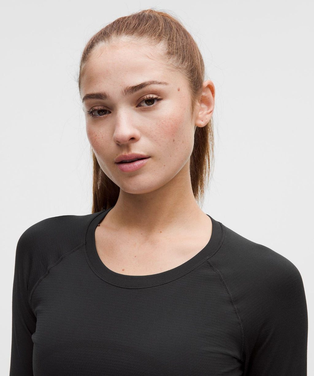 Swiftly Tech Long-Sleeve Shirt 2.0 *Hip Length Black/Black