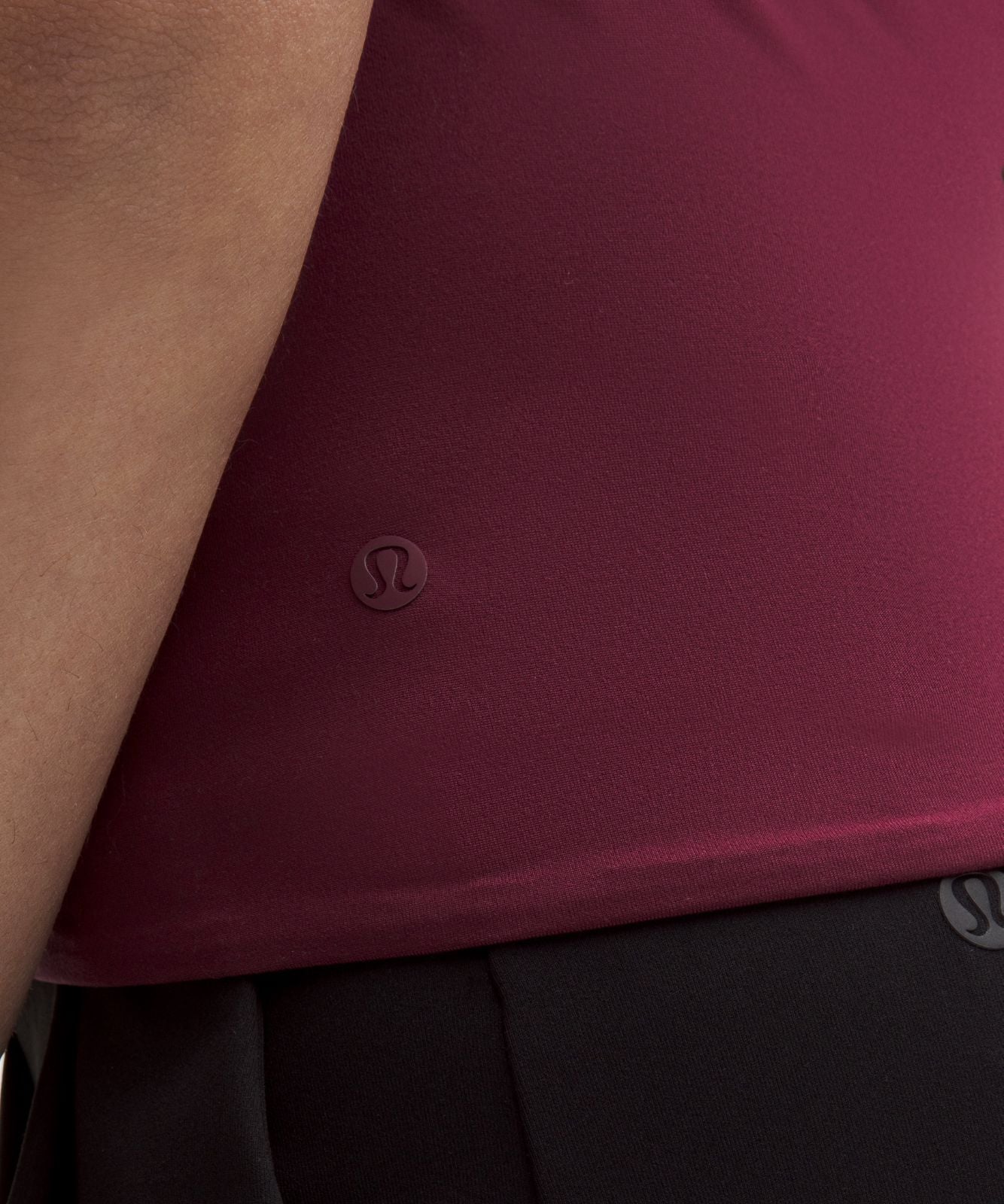 Wundermost Ultra-Soft Nulu Hip-Length Crewneck Shirt Burgundy Bay