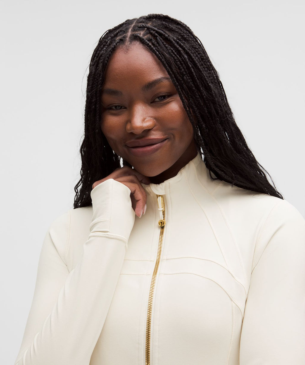 Define Cropped Jacket *Nulu Light Ivory/Gold/Gold