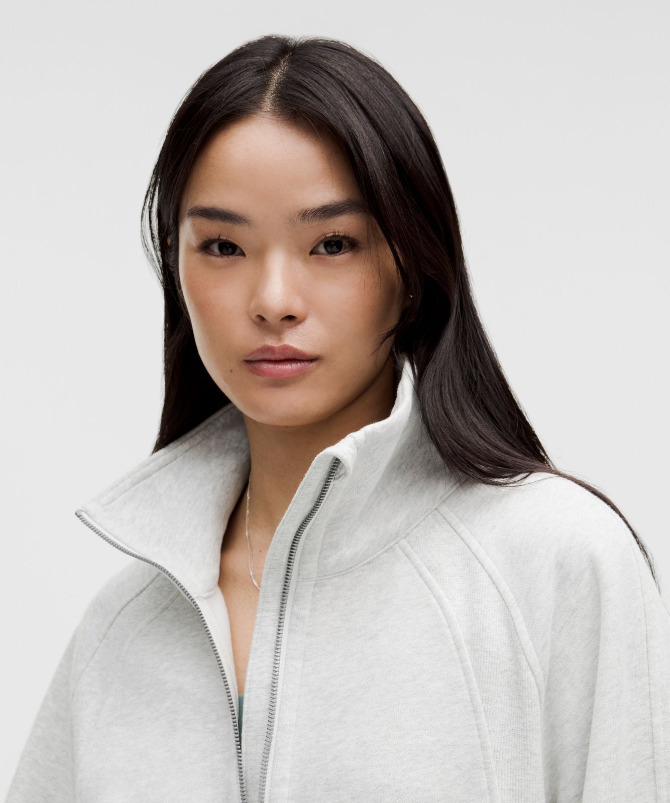 Scuba Oversized Funnel-Neck Half Zip *Long Heathered Core Ultra Light Grey