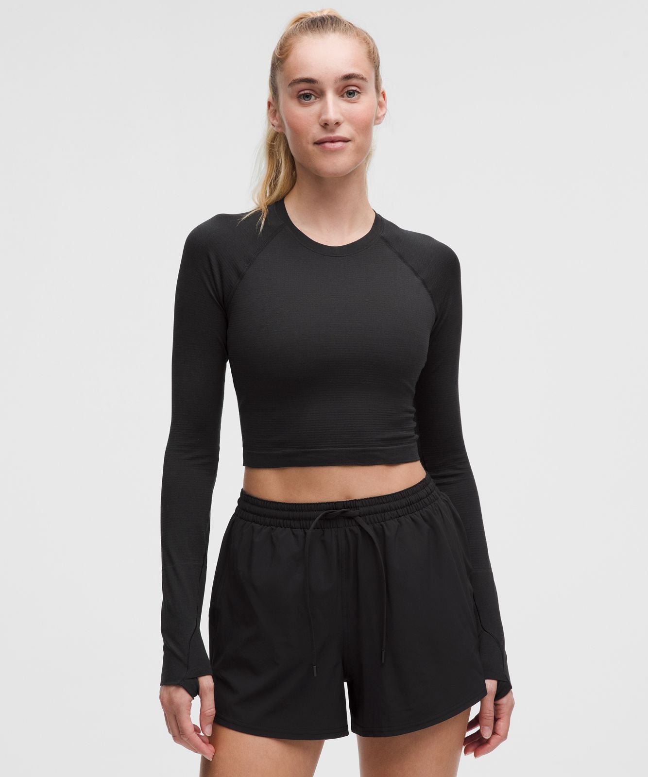 Swiftly Tech Cropped Long-Sleeve Shirt 2.0 Black/Black