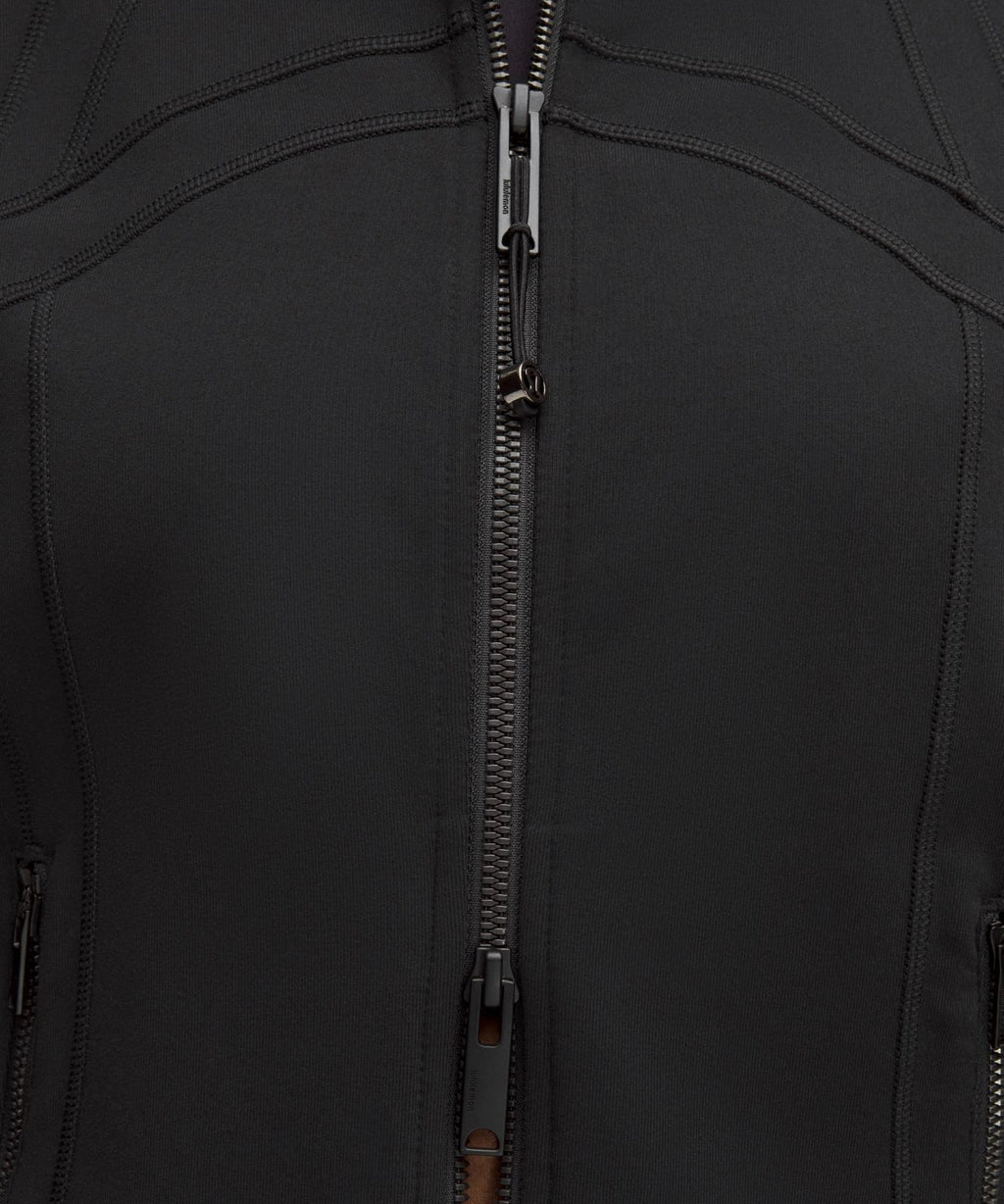 Define Track Jacket *Luon Black