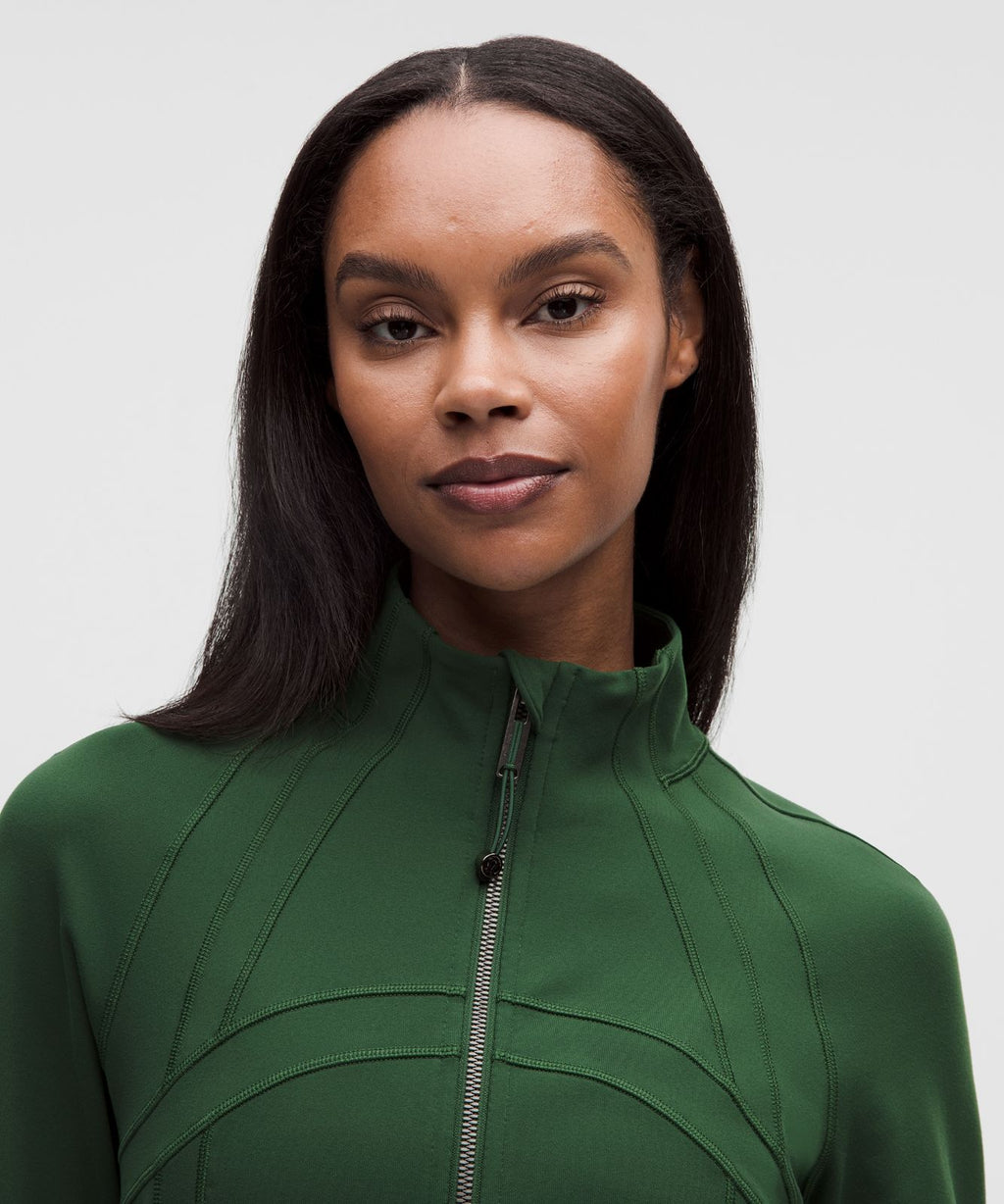 Define Track Jacket *Luon Ivy Grove