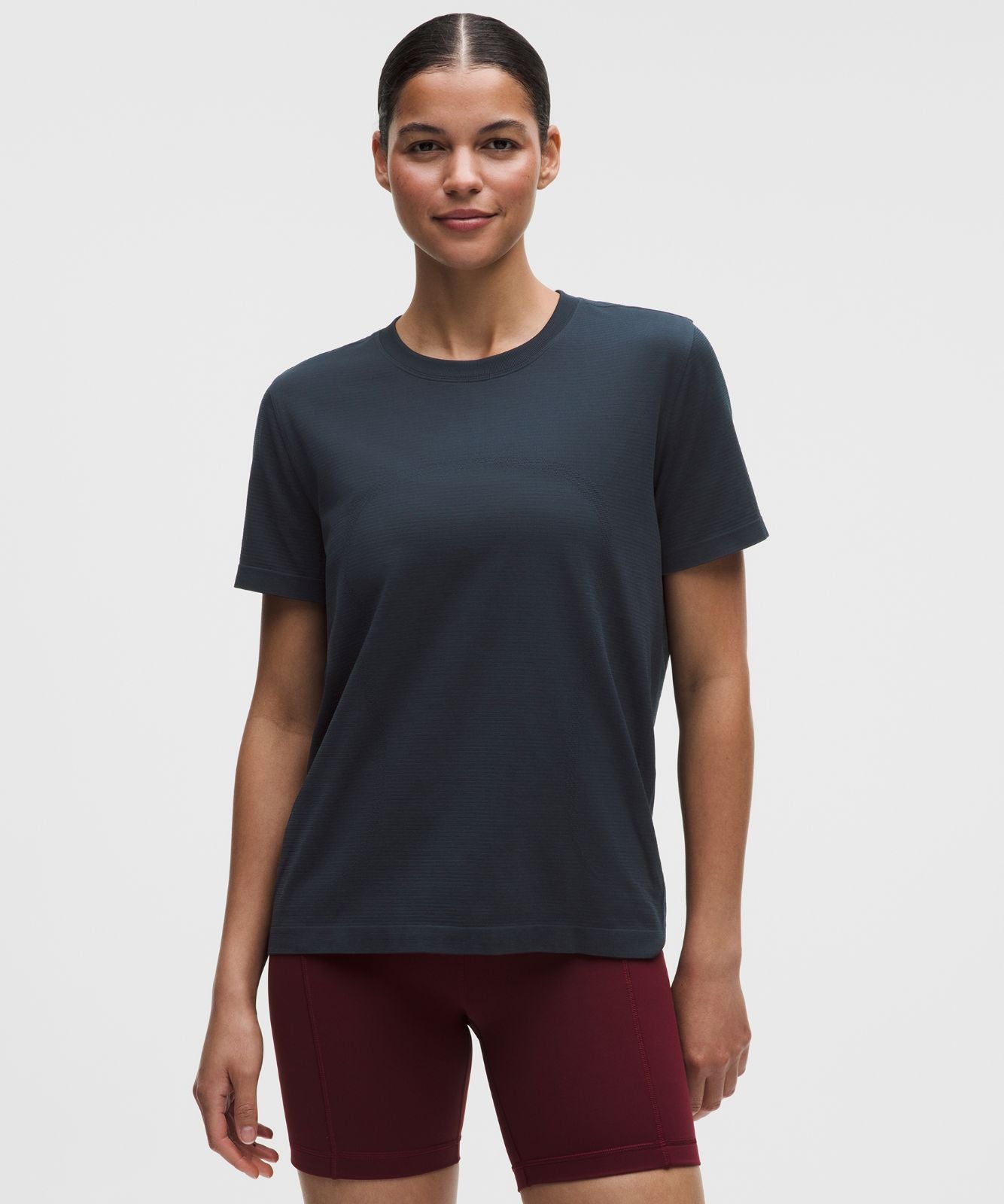 Swiftly Relaxed Short-Sleeve Shirt *Hip Length True Navy/True Navy