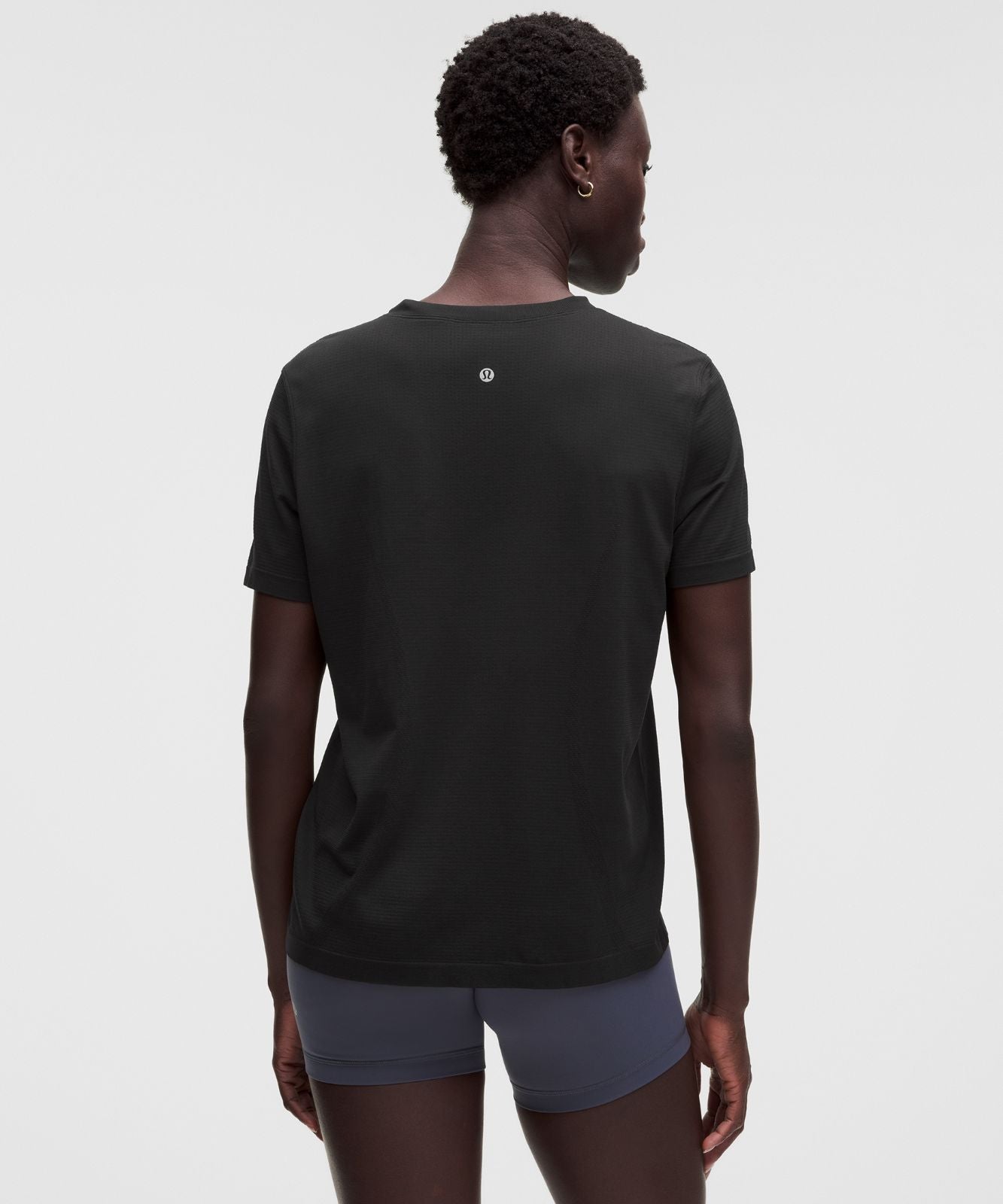 Swiftly Relaxed Short-Sleeve Shirt *Hip Length Black/Black
