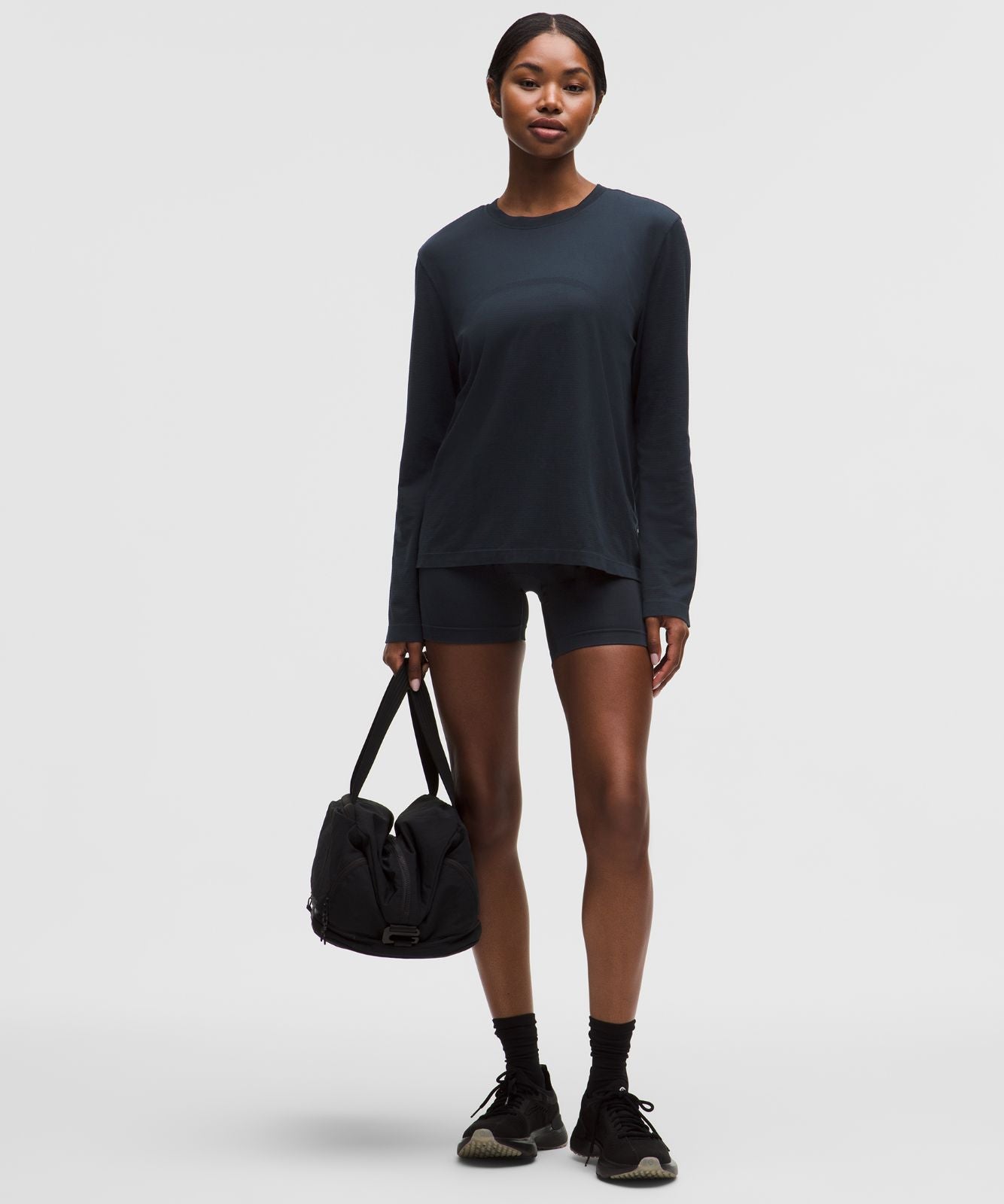 Swiftly Relaxed Long-Sleeve Shirt *Hip Length True Navy/True Navy