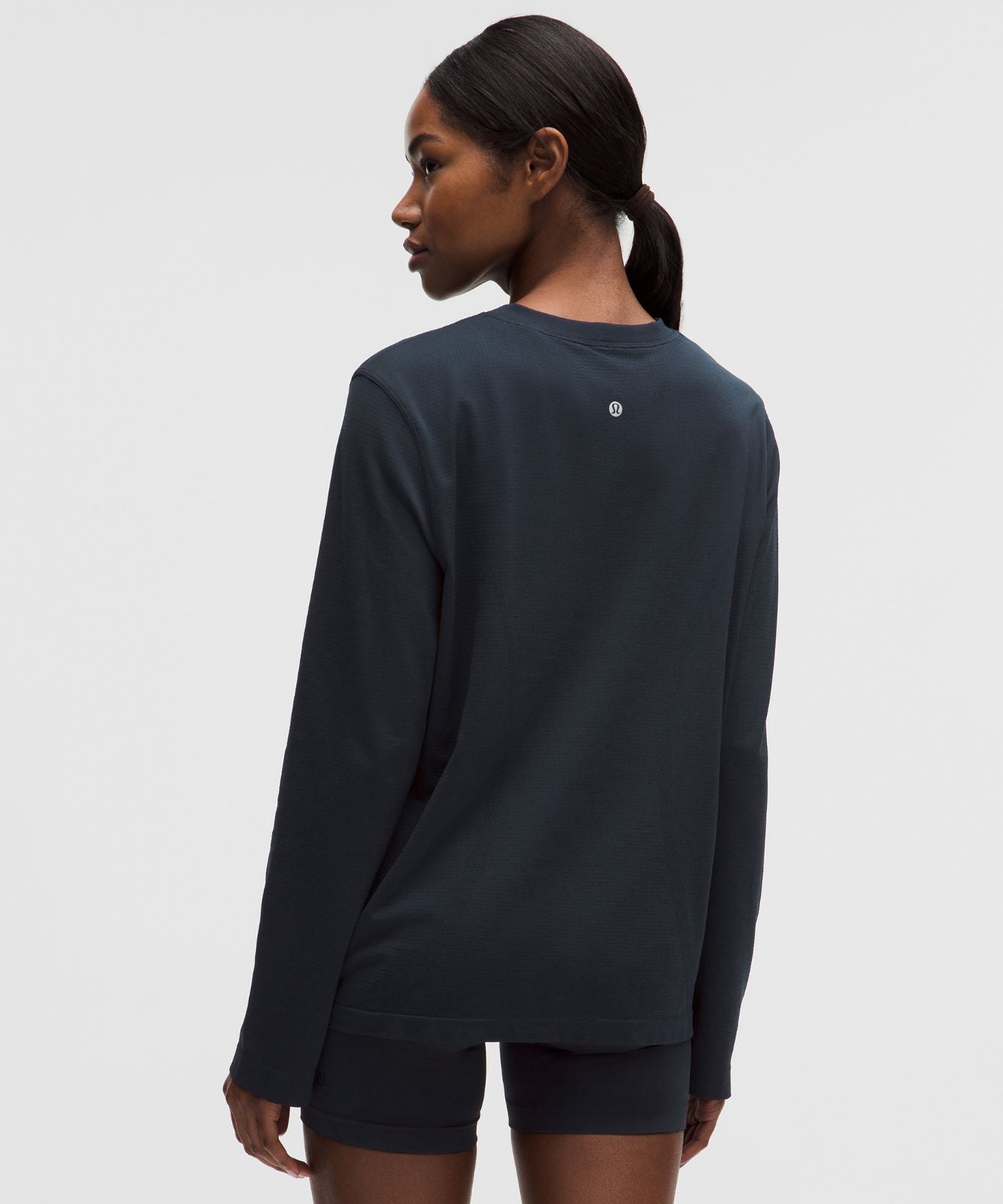 Swiftly Relaxed Long-Sleeve Shirt *Hip Length True Navy/True Navy