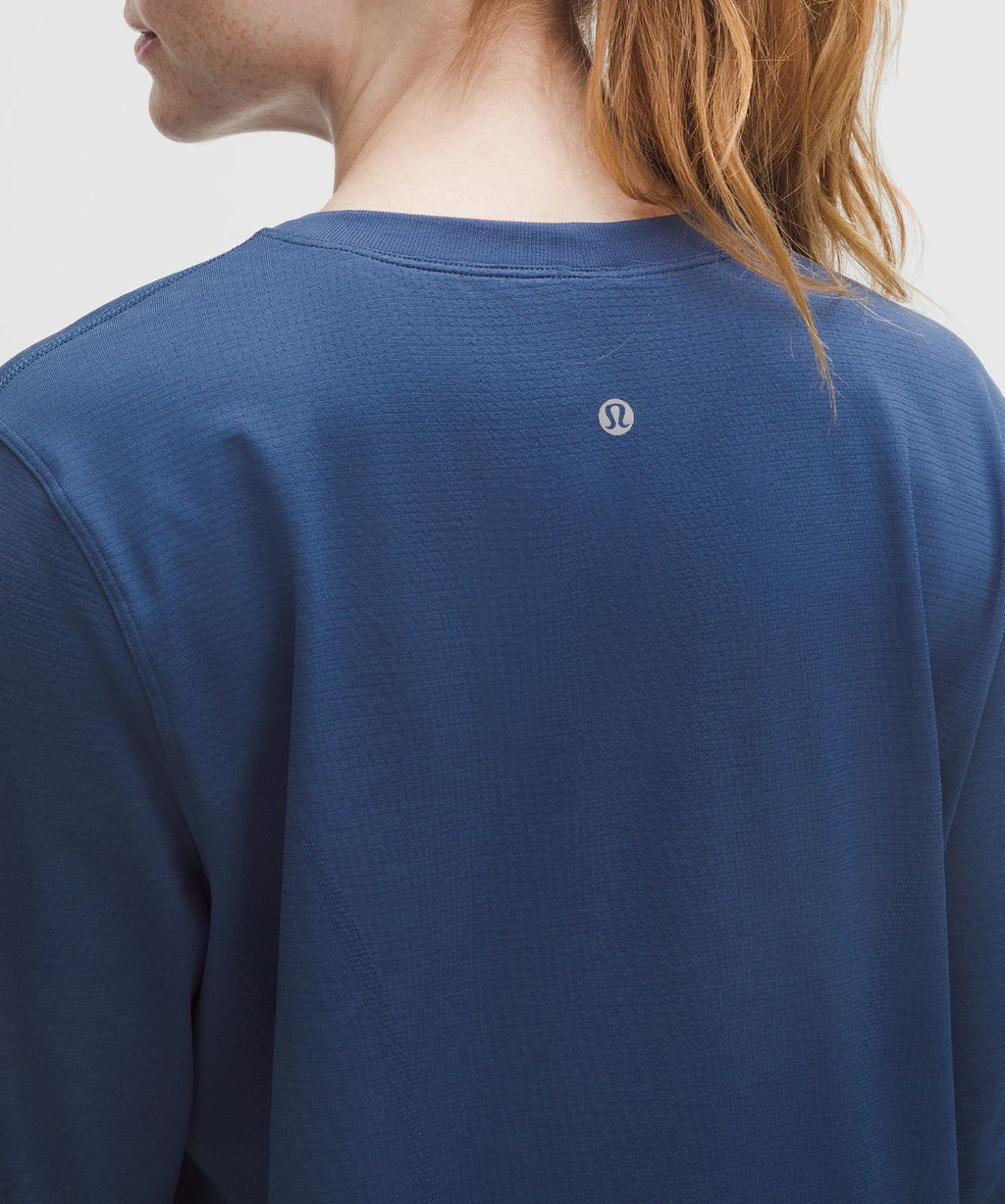 Swiftly Relaxed Long-Sleeve Shirt *Hip Length Blue Twill/Blue Twill