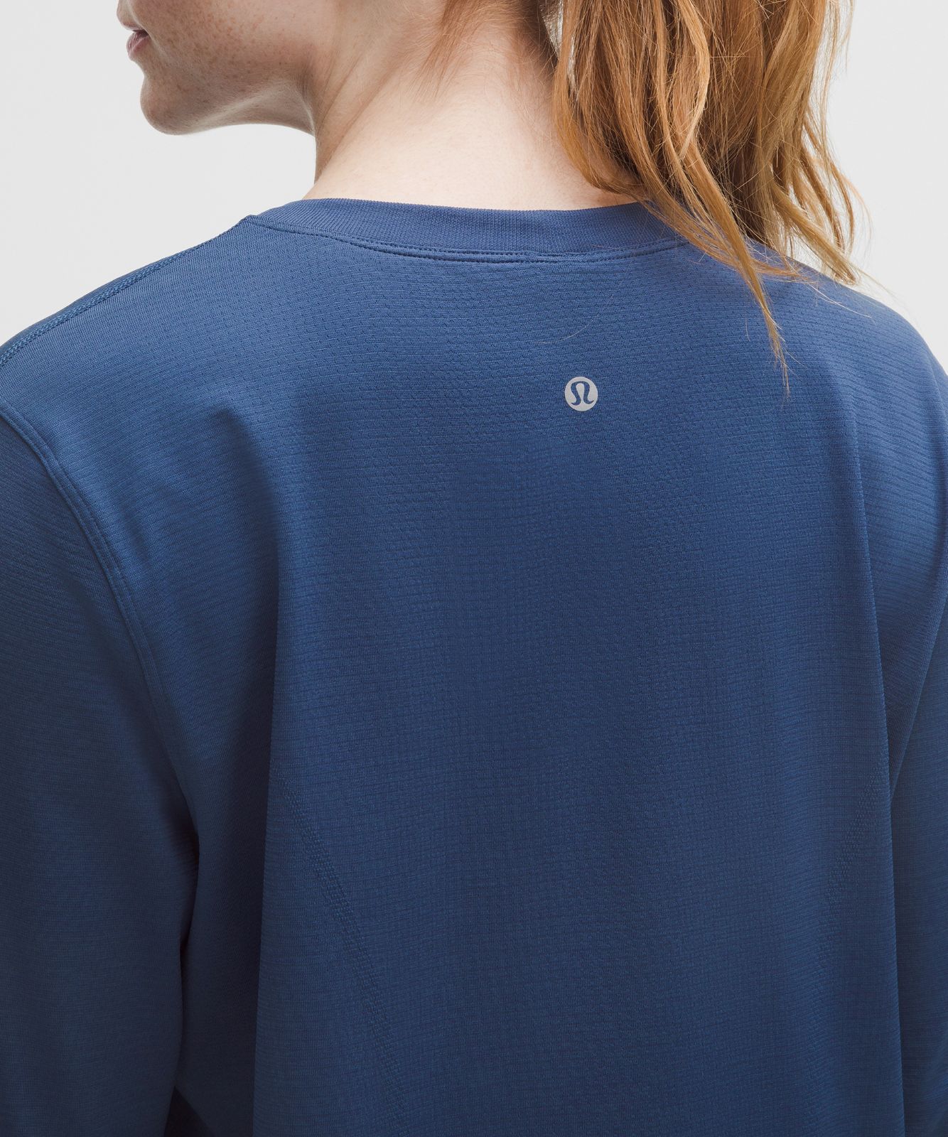 Swiftly Relaxed Long-Sleeve Shirt *Hip Length Blue Twill/Blue Twill