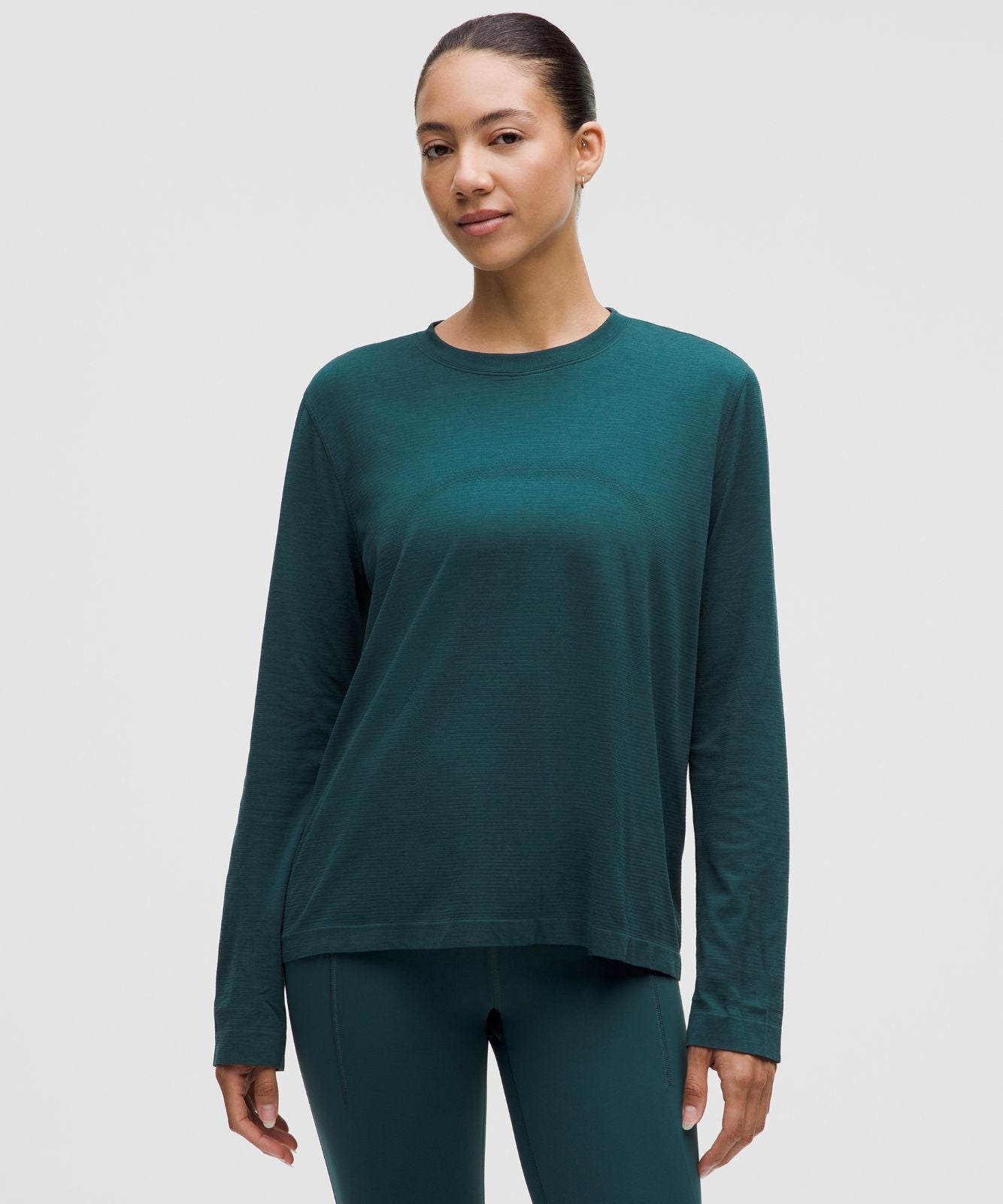 Swiftly Relaxed Long-Sleeve Shirt *Hip Length Indochine Blue/Indochine Blue