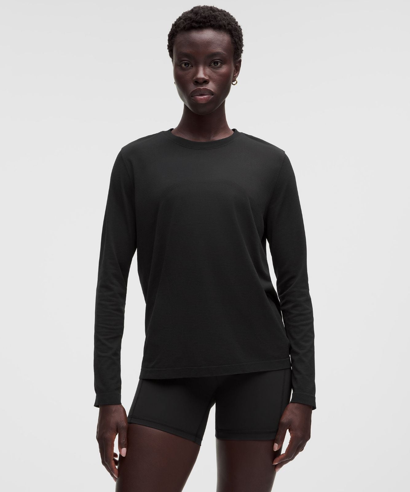 Swiftly Relaxed Long-Sleeve Shirt *Hip Length Black/Black
