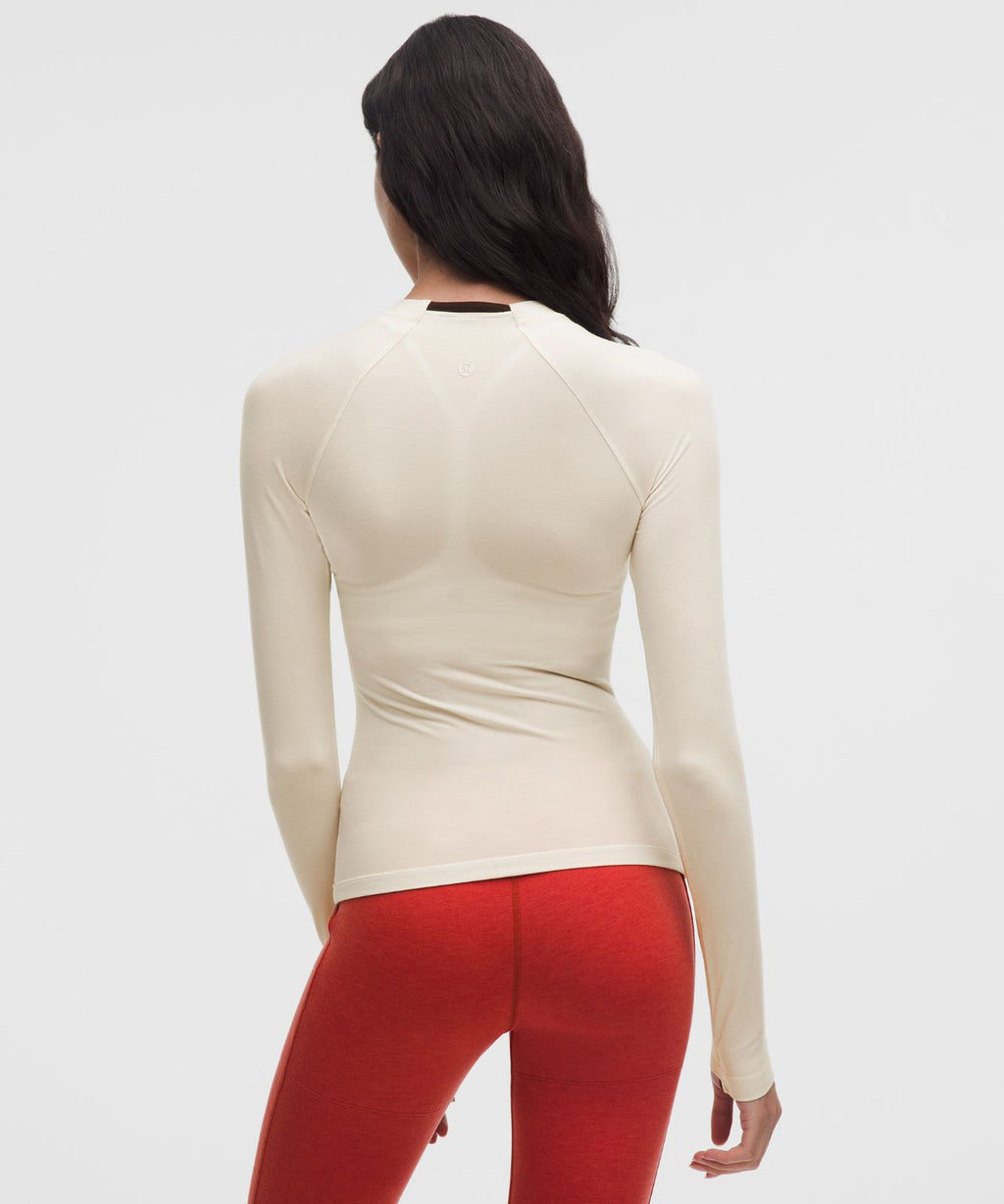 Merino Wool-Blend Crewneck Base Layer Light Ivory/Black