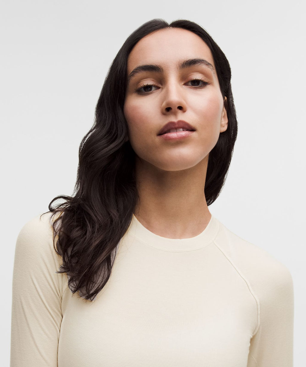 Merino Wool-Blend Crewneck Base Layer Light Ivory/Black