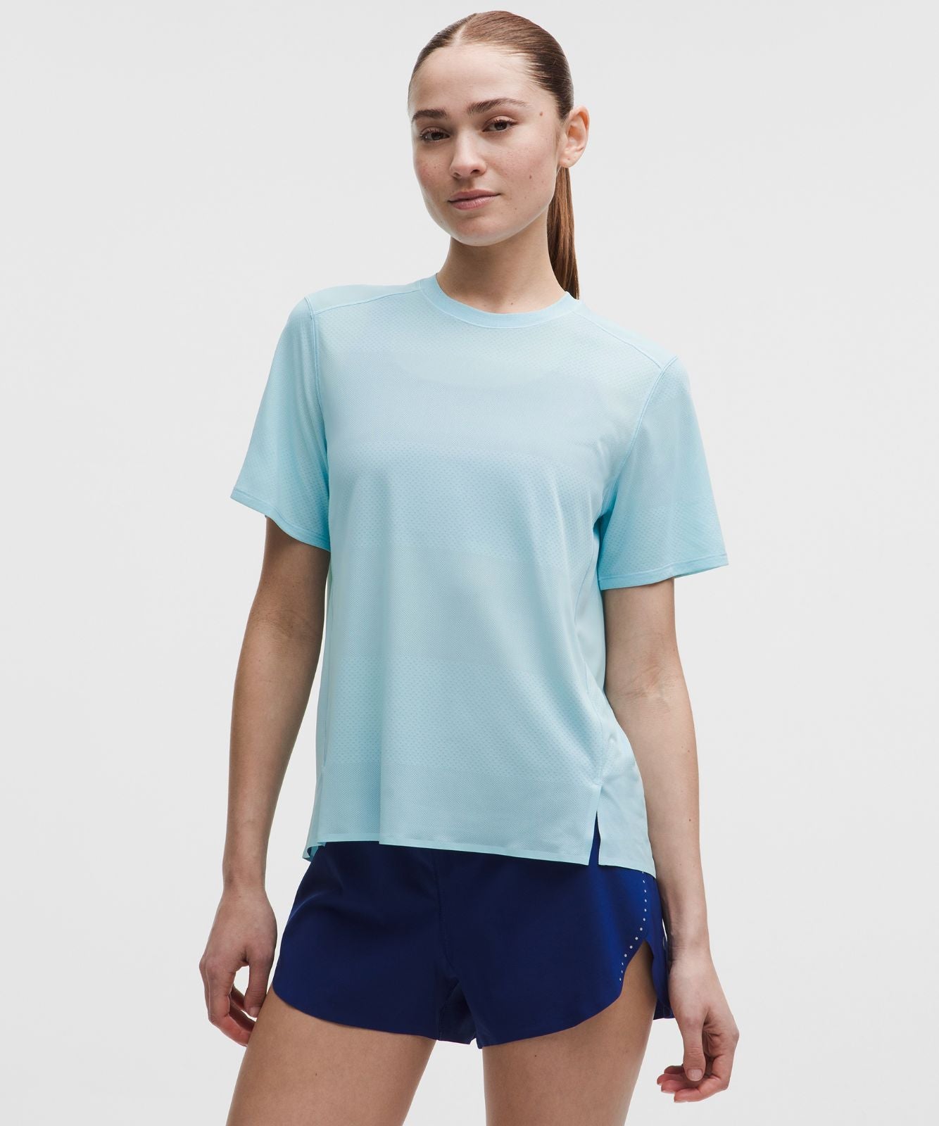 Fast and Free Short-Sleeve Shirt *Perforated Stripe Foam Cloud