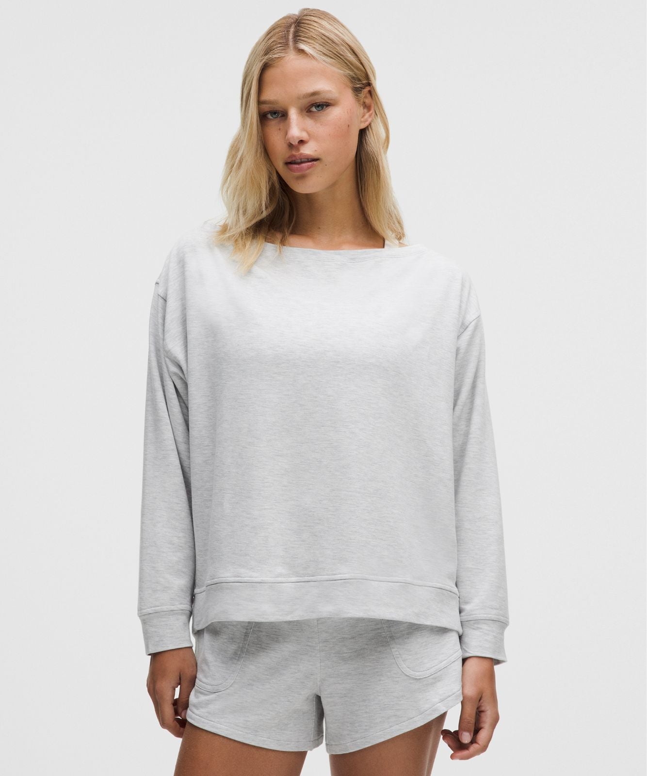 BeCalm Oversized Boatneck Long-Sleeve Shirt Heathered Core Ultra Light Grey