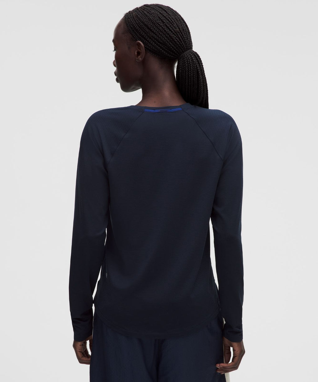 License to Train Classic-Fit Long-Sleeve Shirt True Navy/Clubhouse Blue