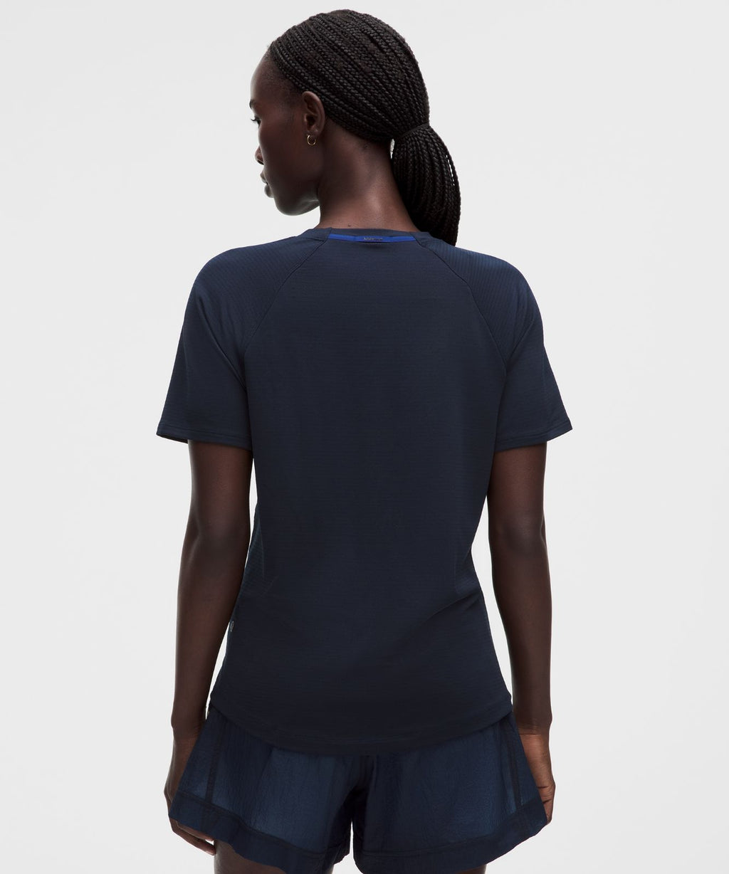 License to Train Classic-Fit T-Shirt True Navy/Clubhouse Blue