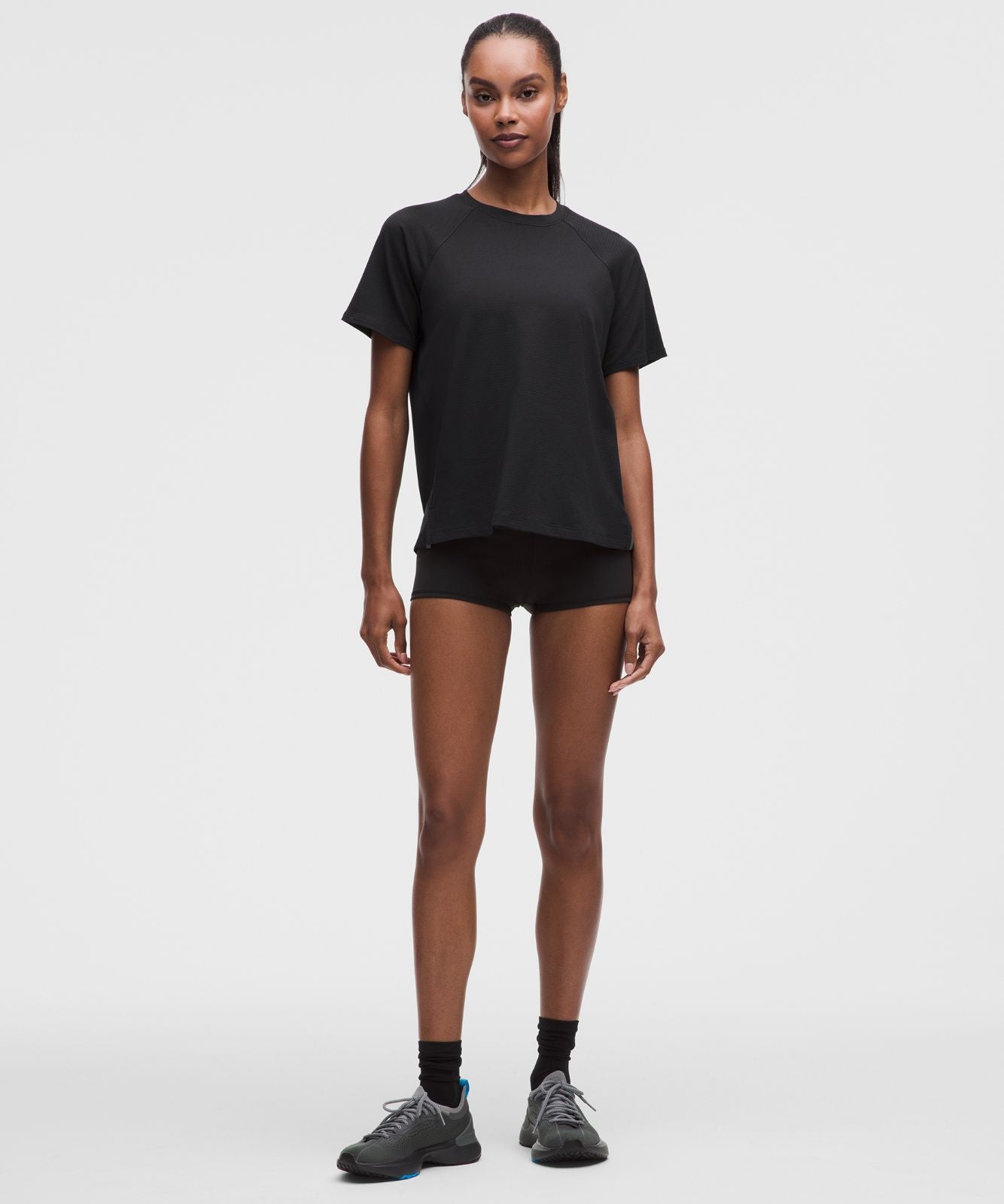 License to Train Classic-Fit T-Shirt Black/Onyx Grey