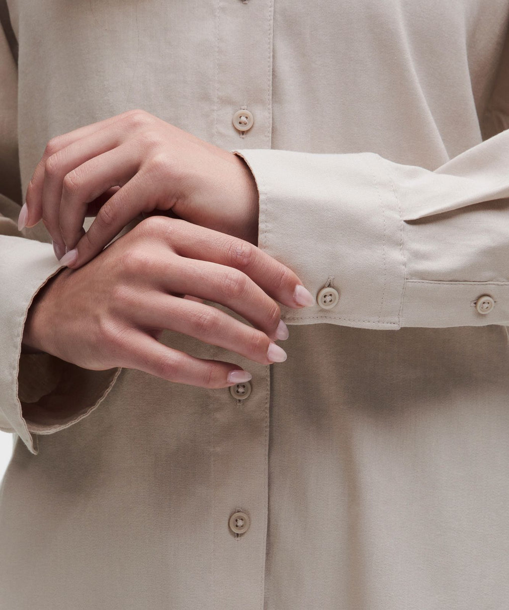 LuluLinen Relaxed-Fit Long-Sleeve Button Up Downtown Tan