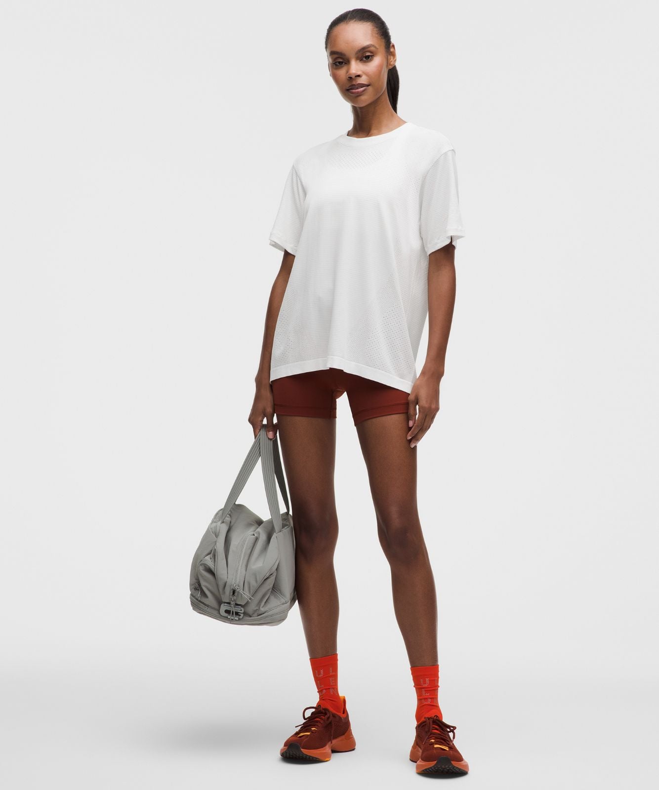 Swiftly Relaxed Short-Sleeve Shirt Hip Length *Logo White