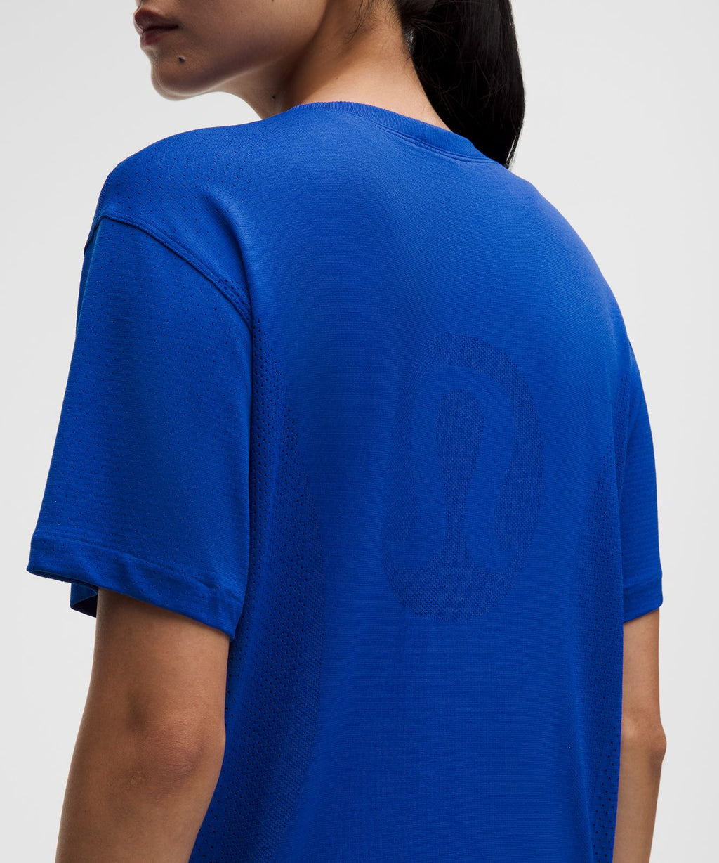 Swiftly Relaxed Short-Sleeve Shirt Hip Length *Logo Beach Ball Blue