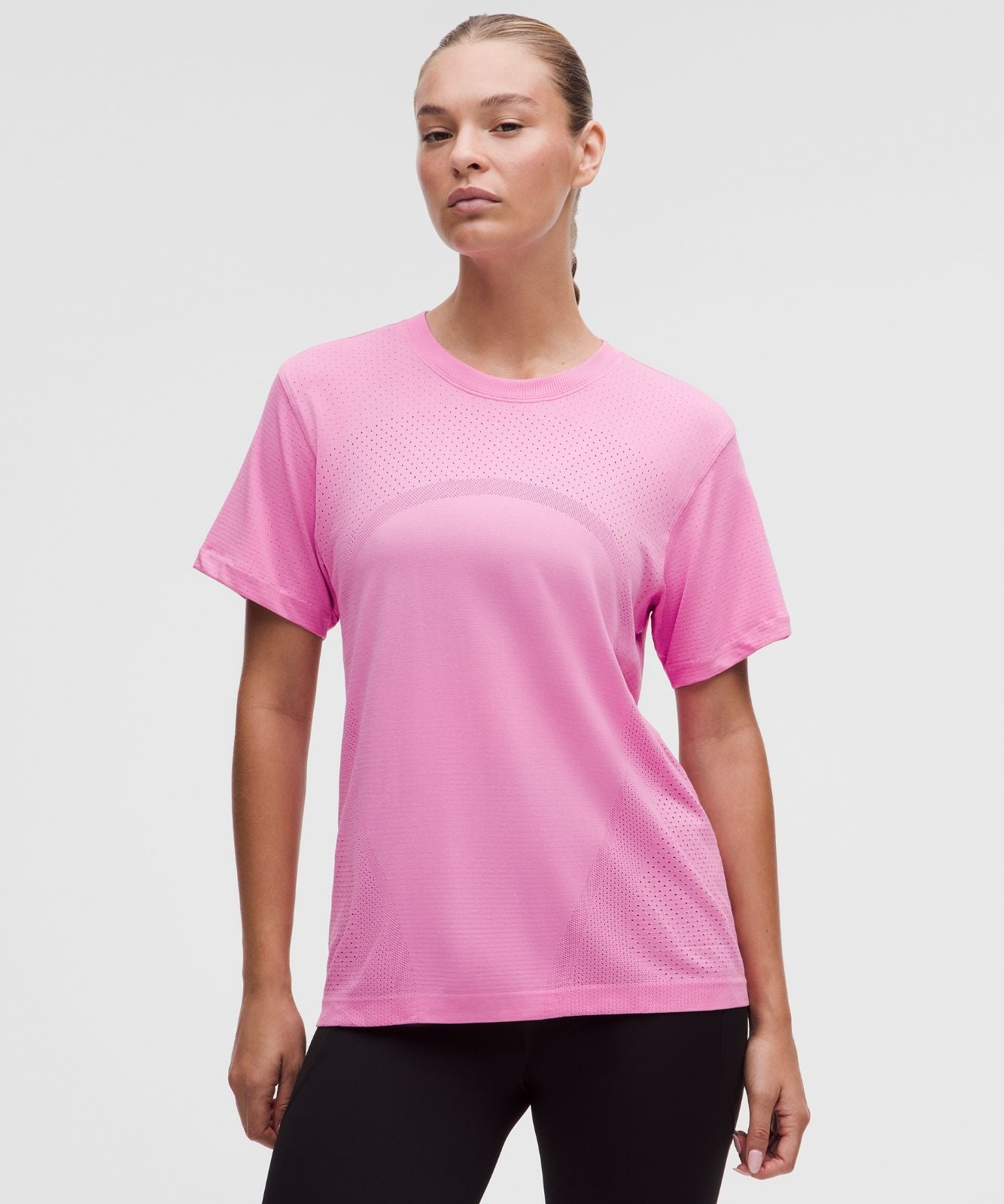 Swiftly Relaxed Short-Sleeve Shirt Hip Length *Logo Sweet Sorbet