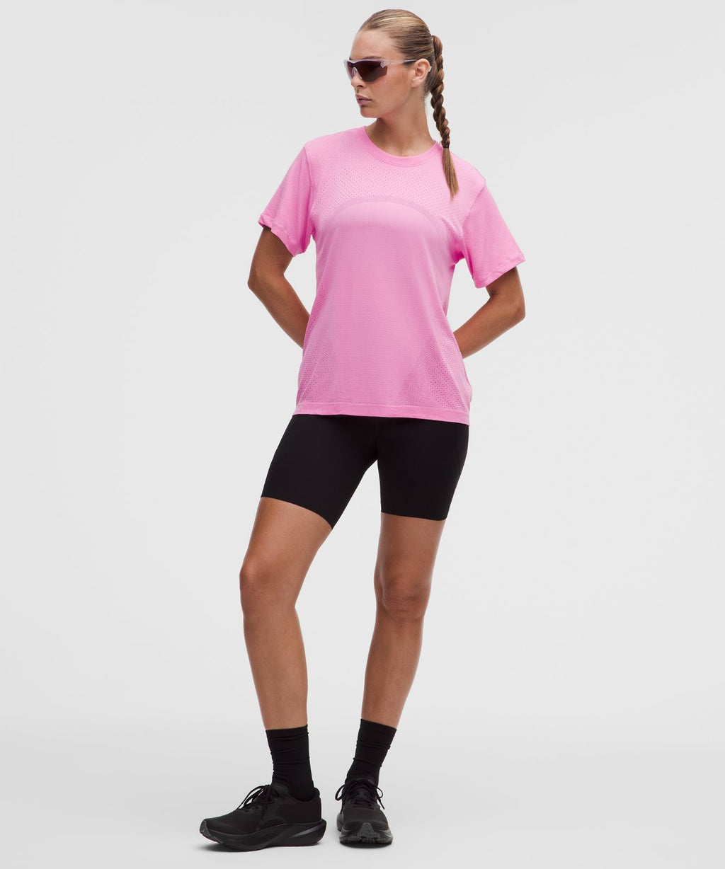 Swiftly Relaxed Short-Sleeve Shirt Hip Length *Logo Sweet Sorbet