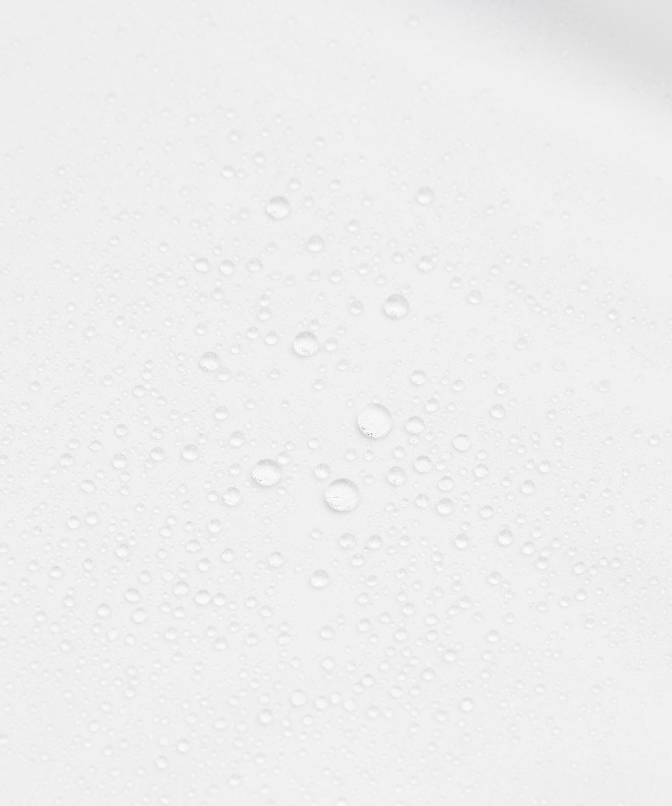 Mist Over Windbreaker White