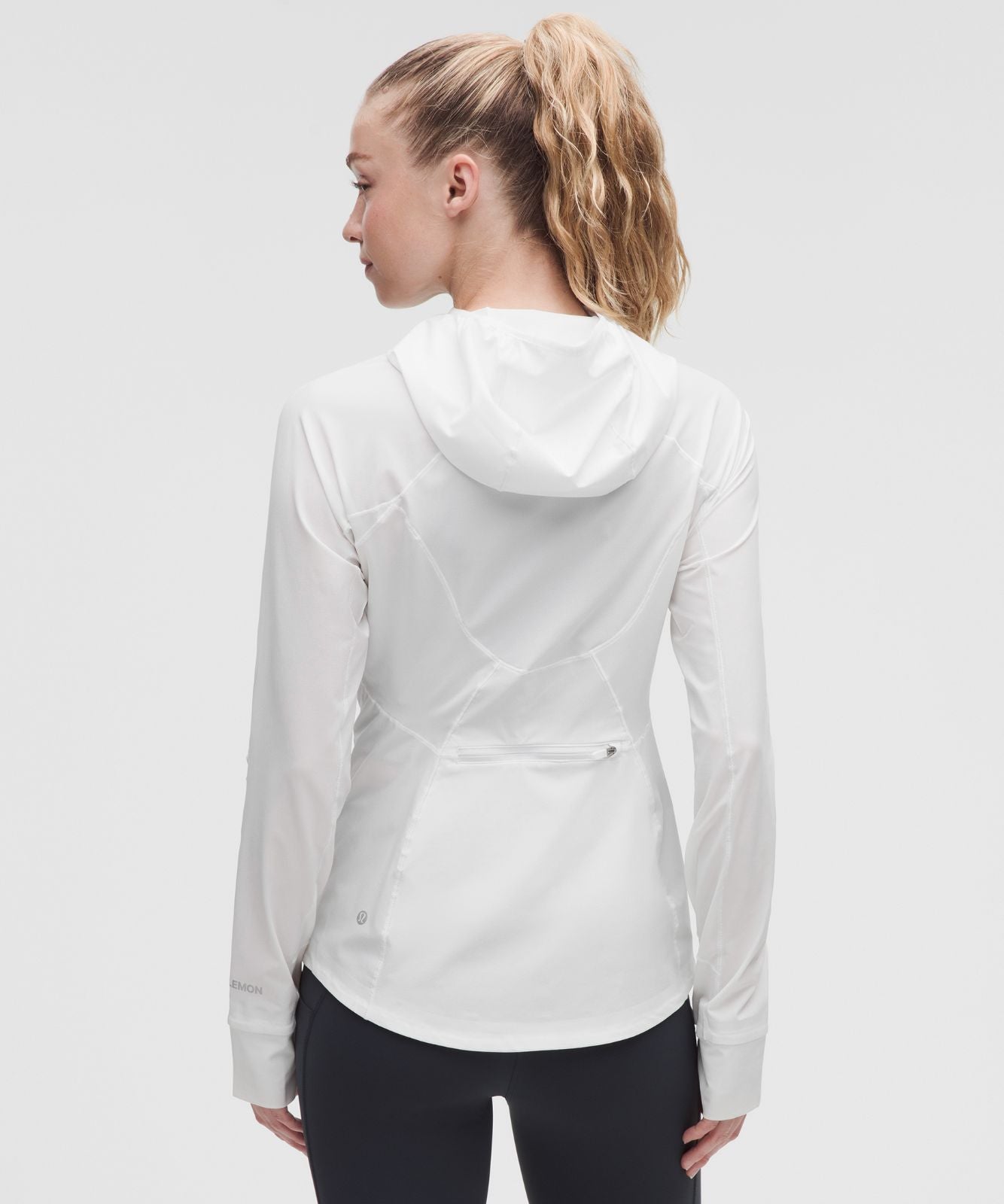 Mist Over Windbreaker White