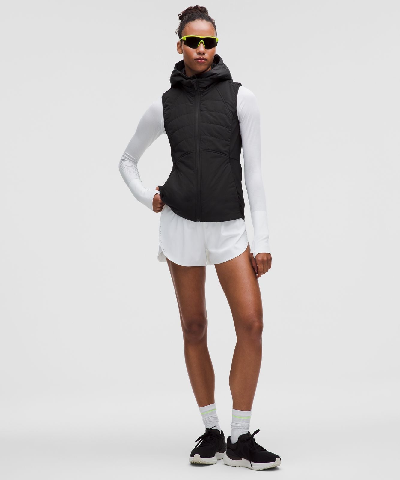 Another Mile Vest Black