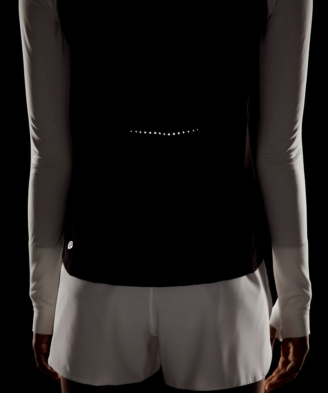 Another Mile Vest Black