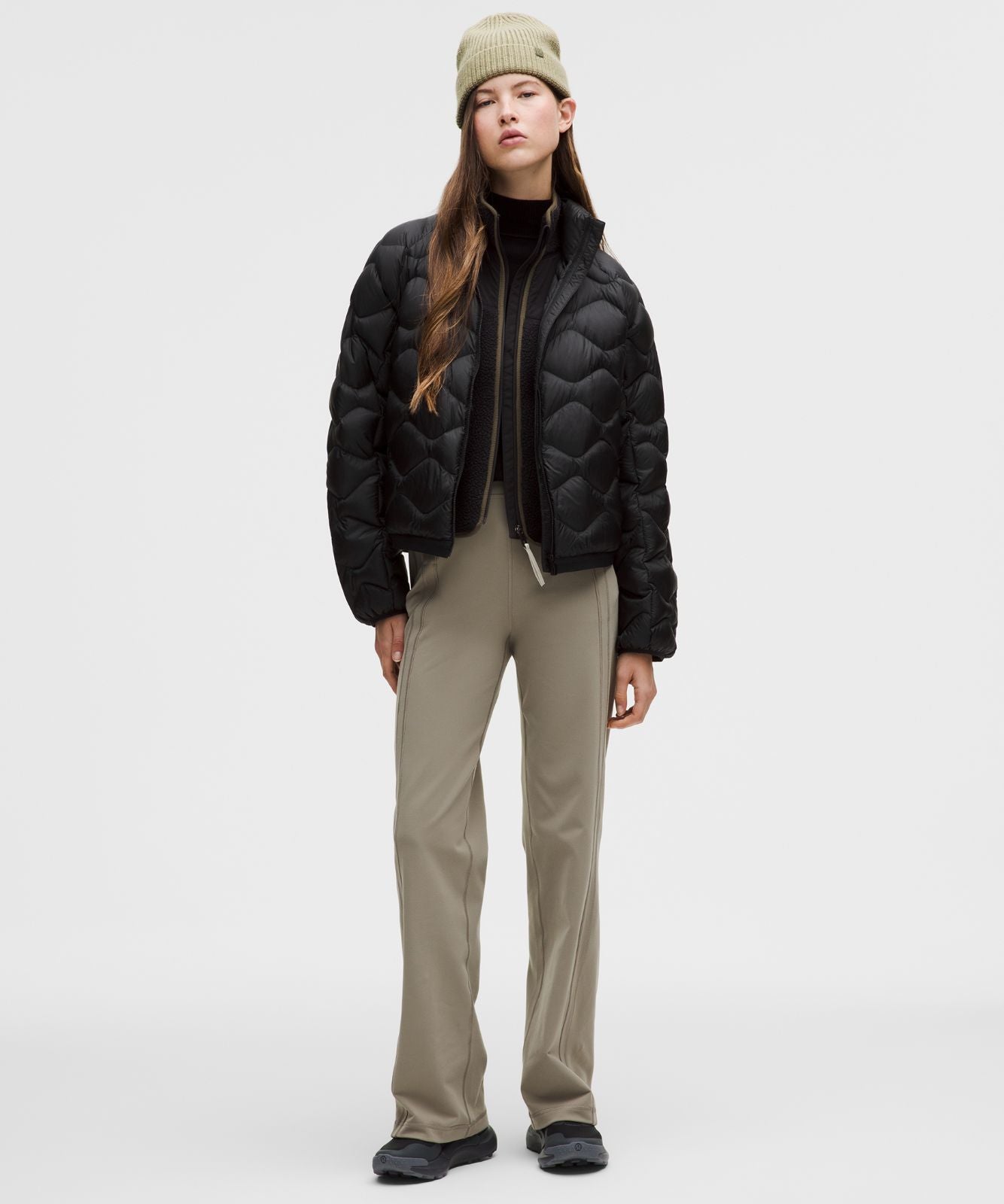 Featherweight 900-Down-Fill Quilted Jacket Black