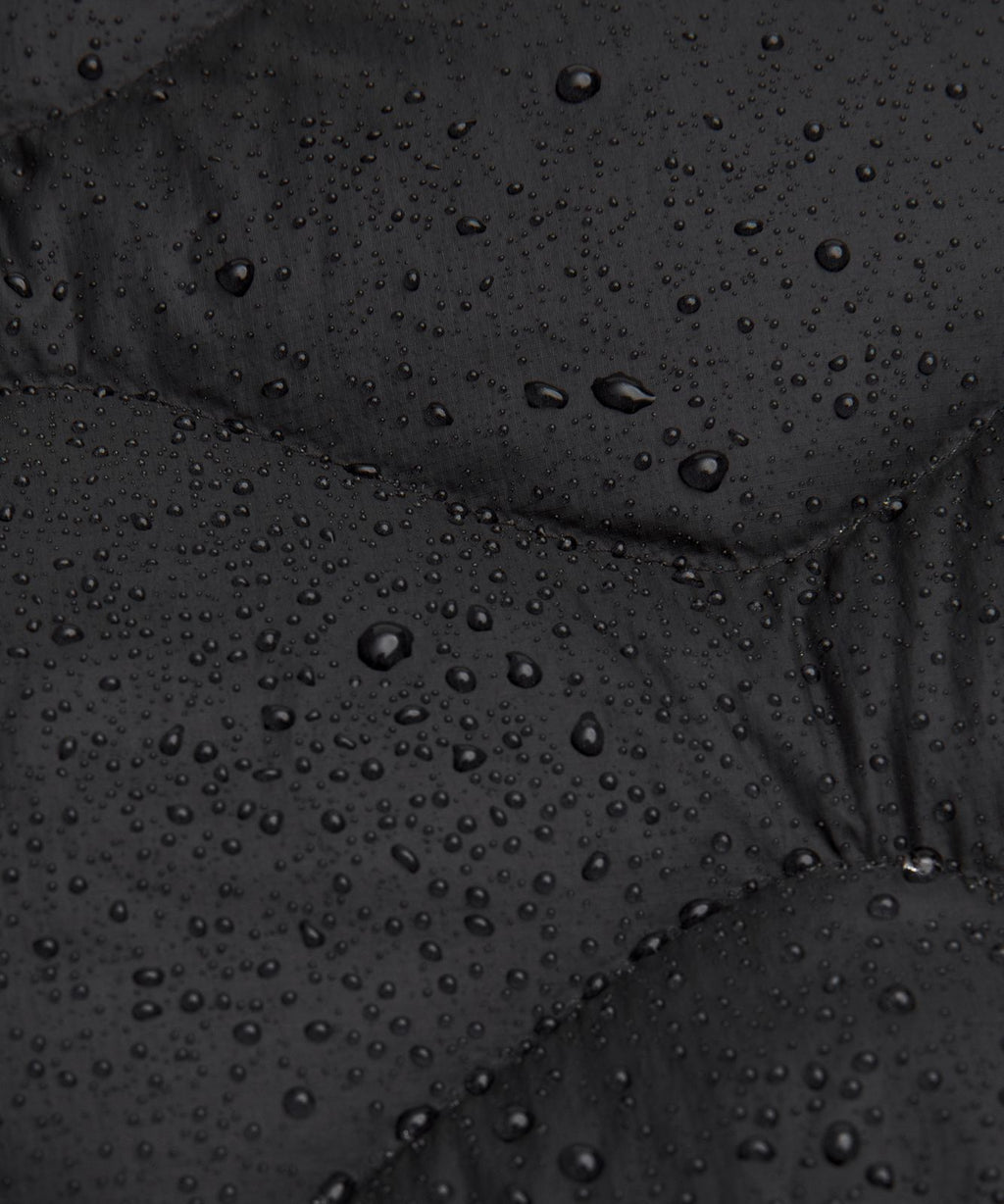 Featherweight 900-Down-Fill Quilted Jacket Black
