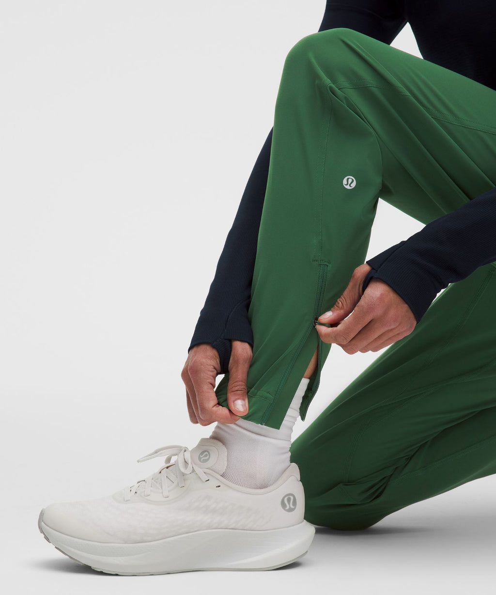 Adapted State High-Rise Jogger *Regular Ivy Grove