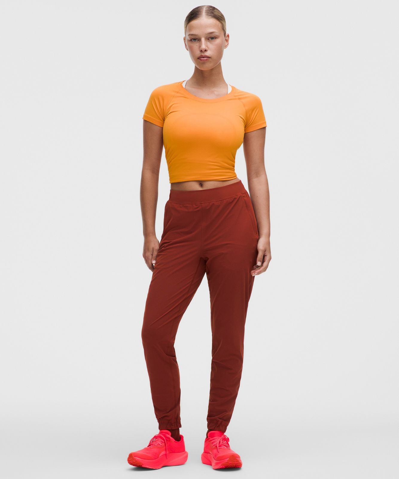 Adapted State High-Rise Jogger *Regular Cranberry Charm