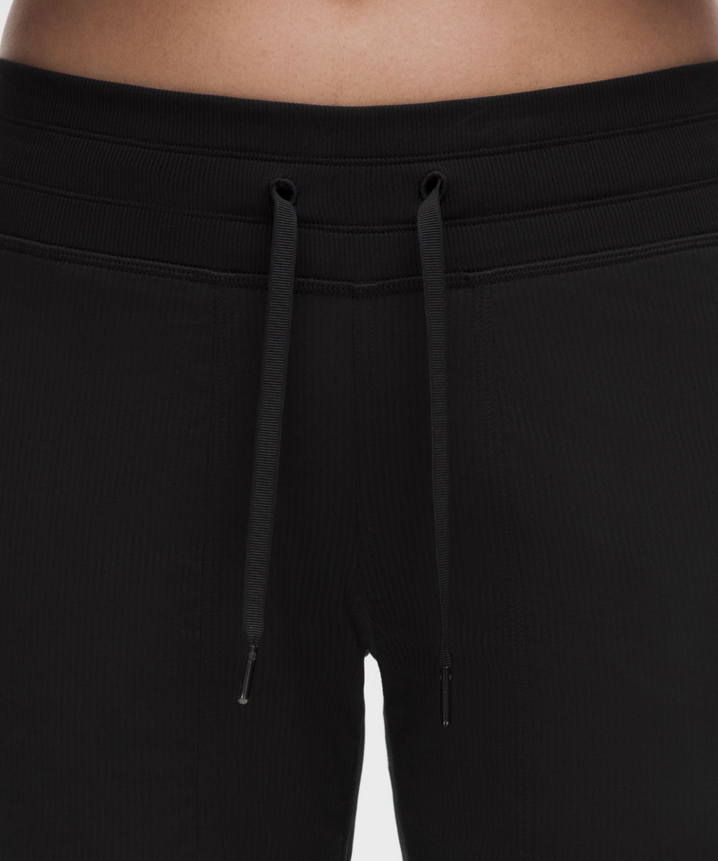 Dance Studio Mid-Rise Pant *Regular Black