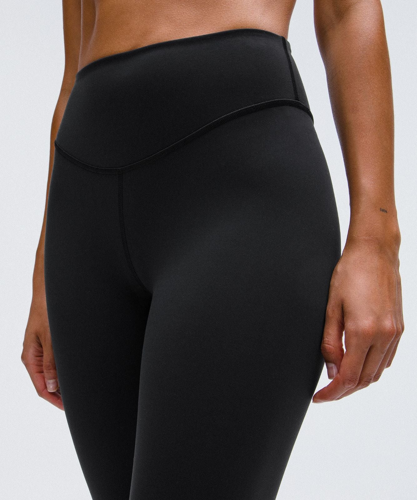 Wunder Under SmoothCover High-Rise Tight 25" Black