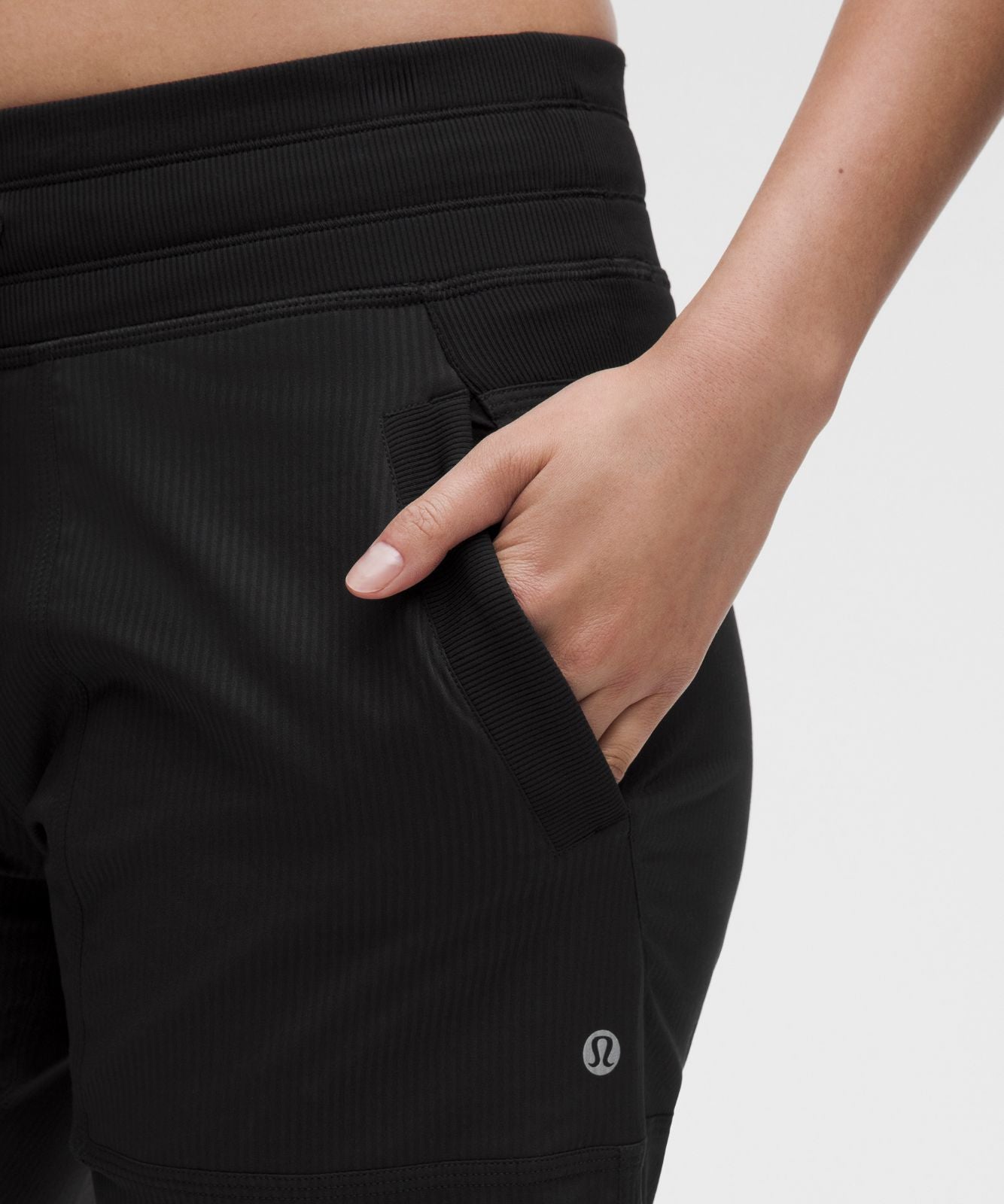 Dance Studio Mid-Rise Pant *Short Black