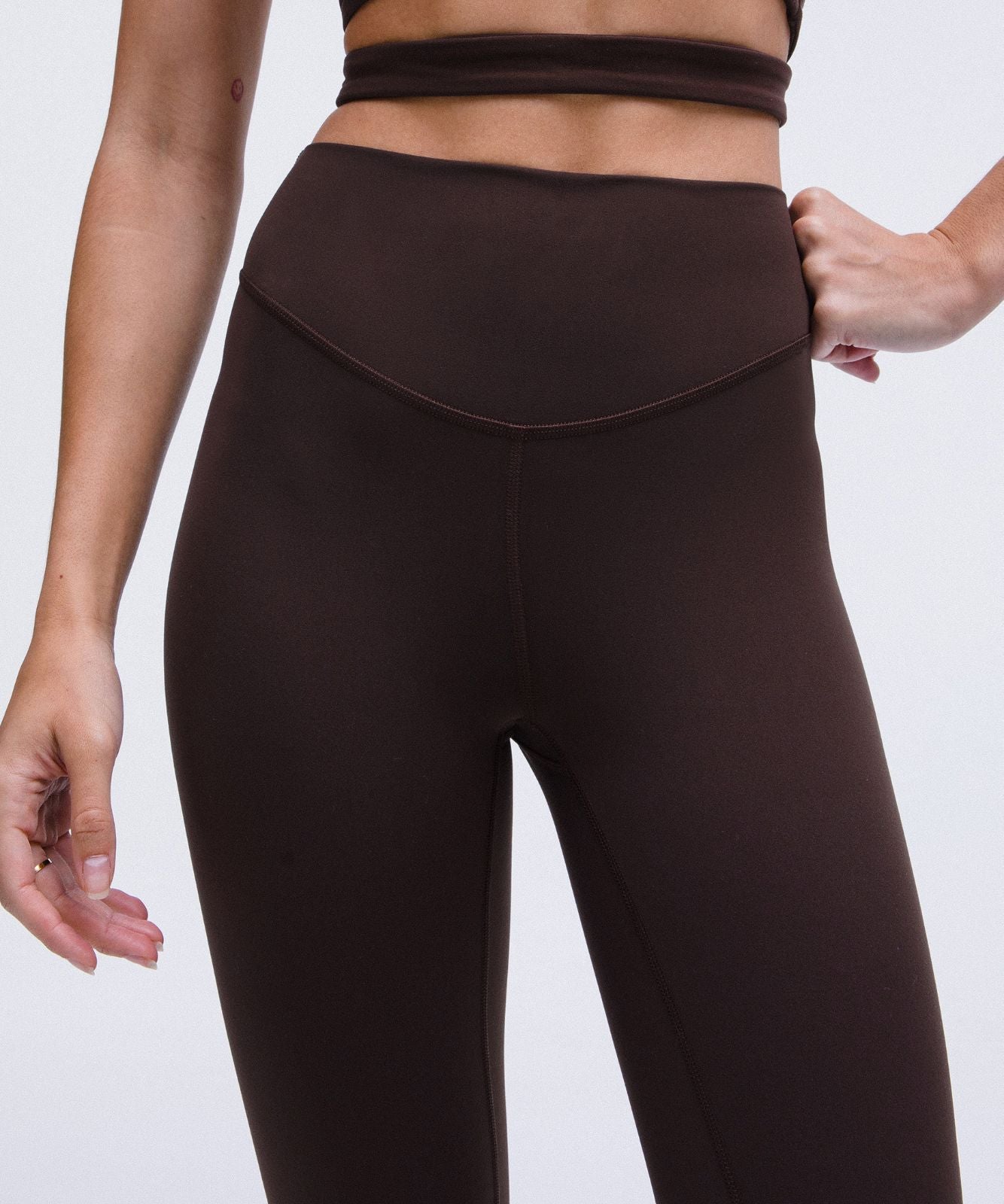 Wunder Under Nulu High-Rise Tight 25" Espresso