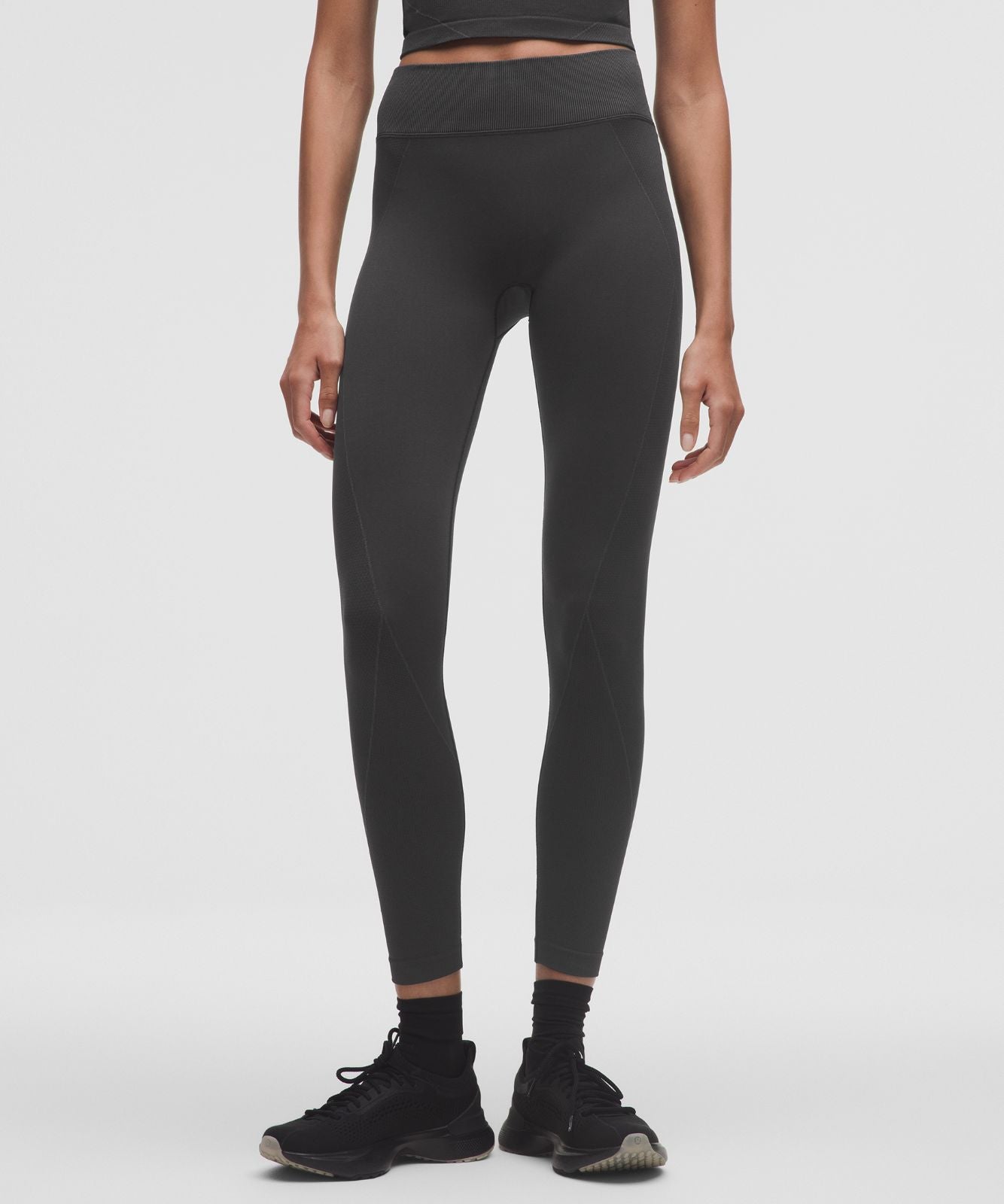 Get Low High-Rise Training Tight 25" Black/Graphite Grey