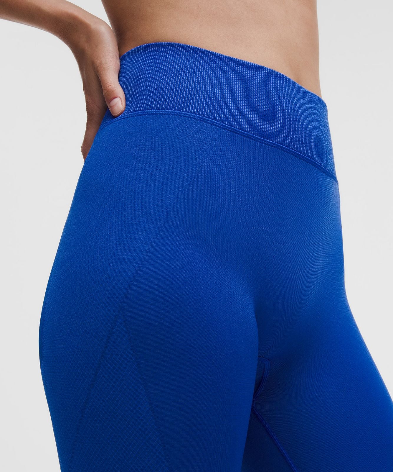 Get Low High-Rise Training Tight 25" Beach Ball Blue/Hyper Blue