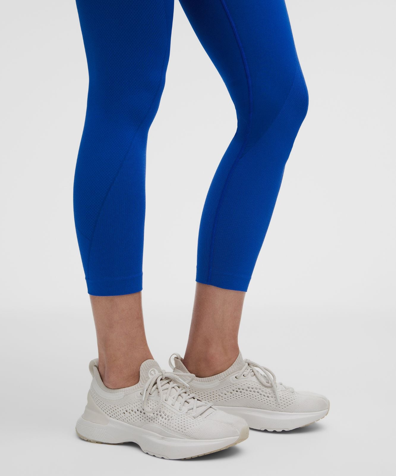 Get Low High-Rise Training Tight 25" Beach Ball Blue/Hyper Blue