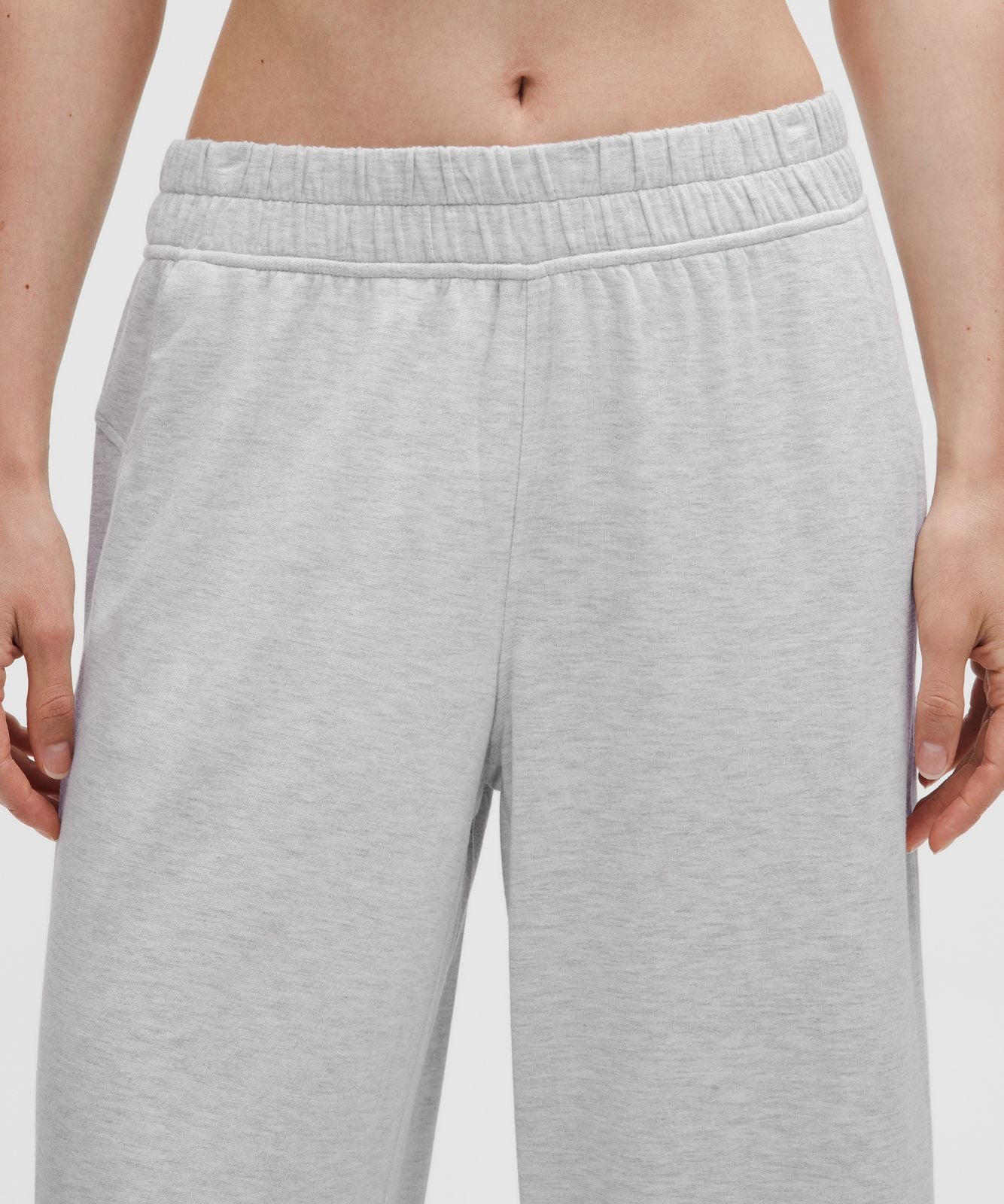 BeCalm Mid-Rise Wide-Leg Pant Heathered Core Ultra Light Grey