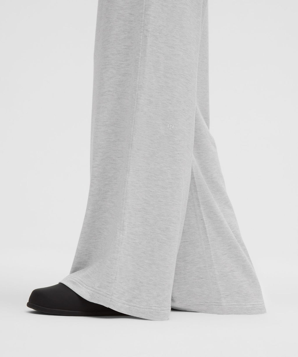 BeCalm Mid-Rise Wide-Leg Pant Heathered Core Ultra Light Grey