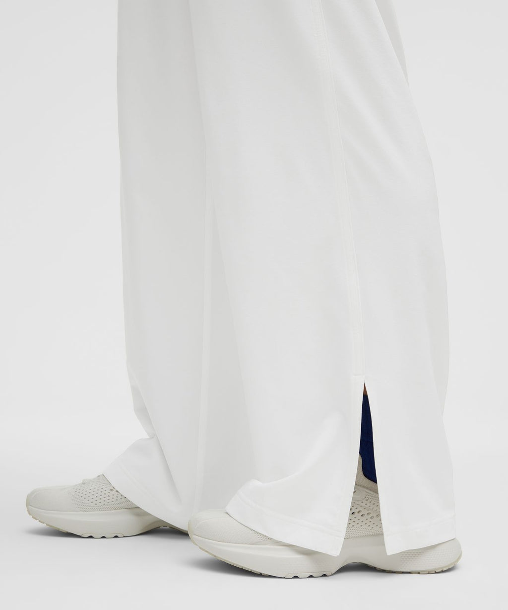 Court Rival Wide-Leg Track Pant *Regular White/White