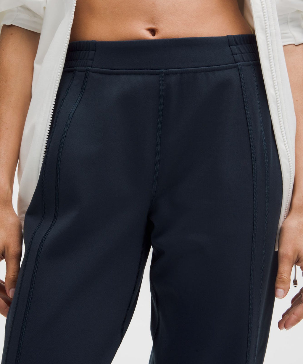 Define Mid-Rise Track Pant *Luon True Navy