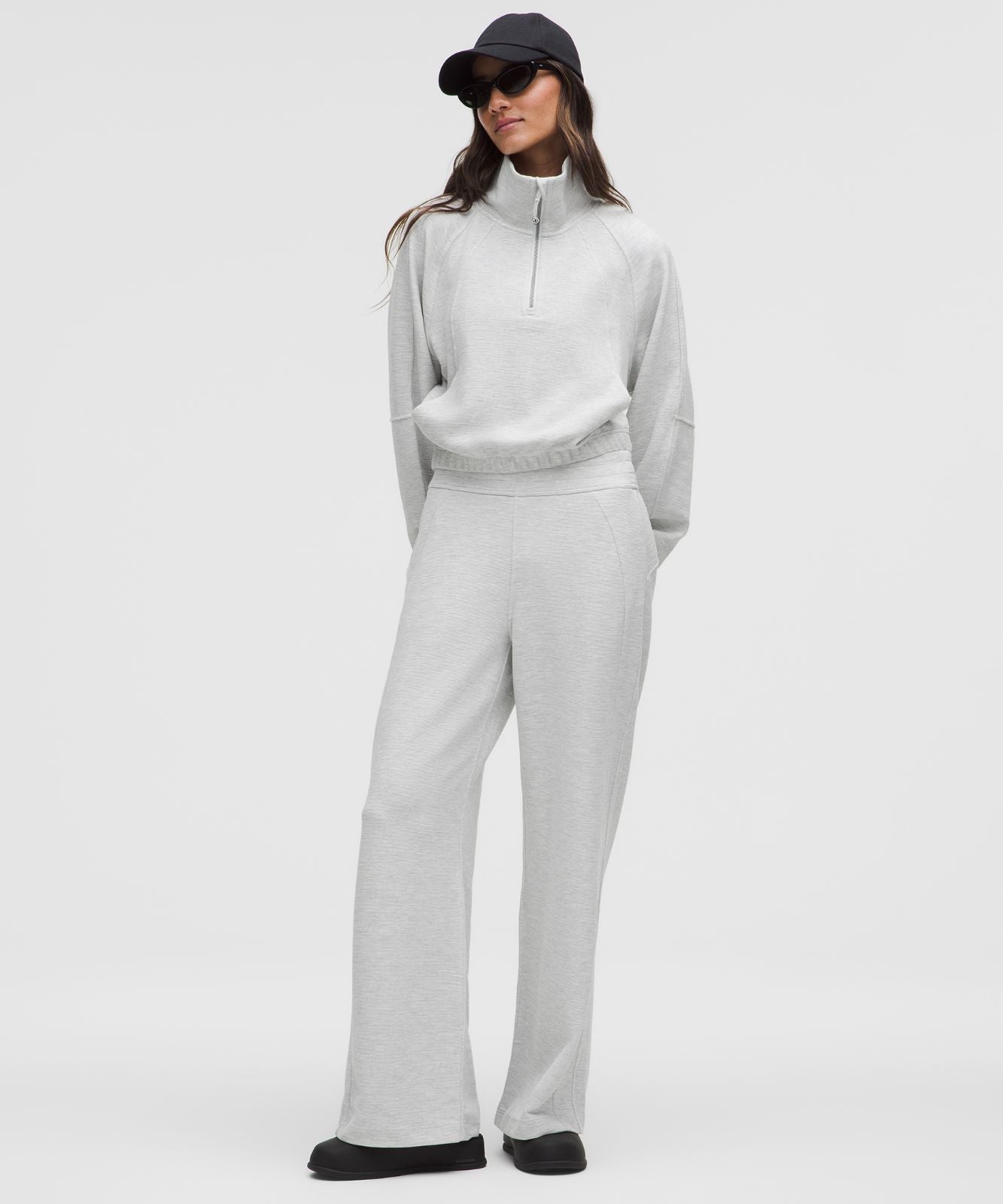 Scuba Mid-Rise Wide-Leg Pant *Waffle Heathered Core Ultra Light Grey